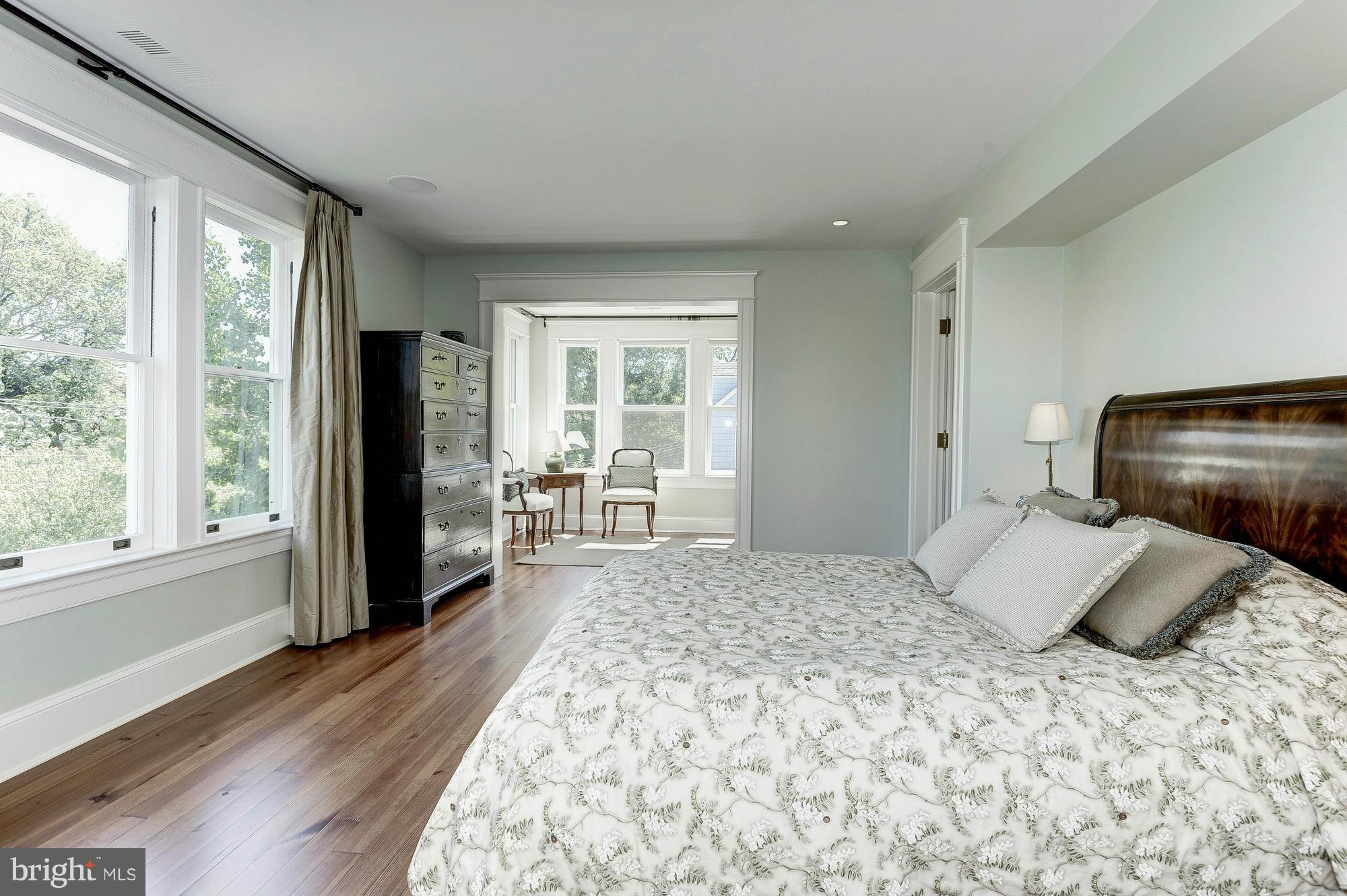 CLEVELAND PARK - Residential