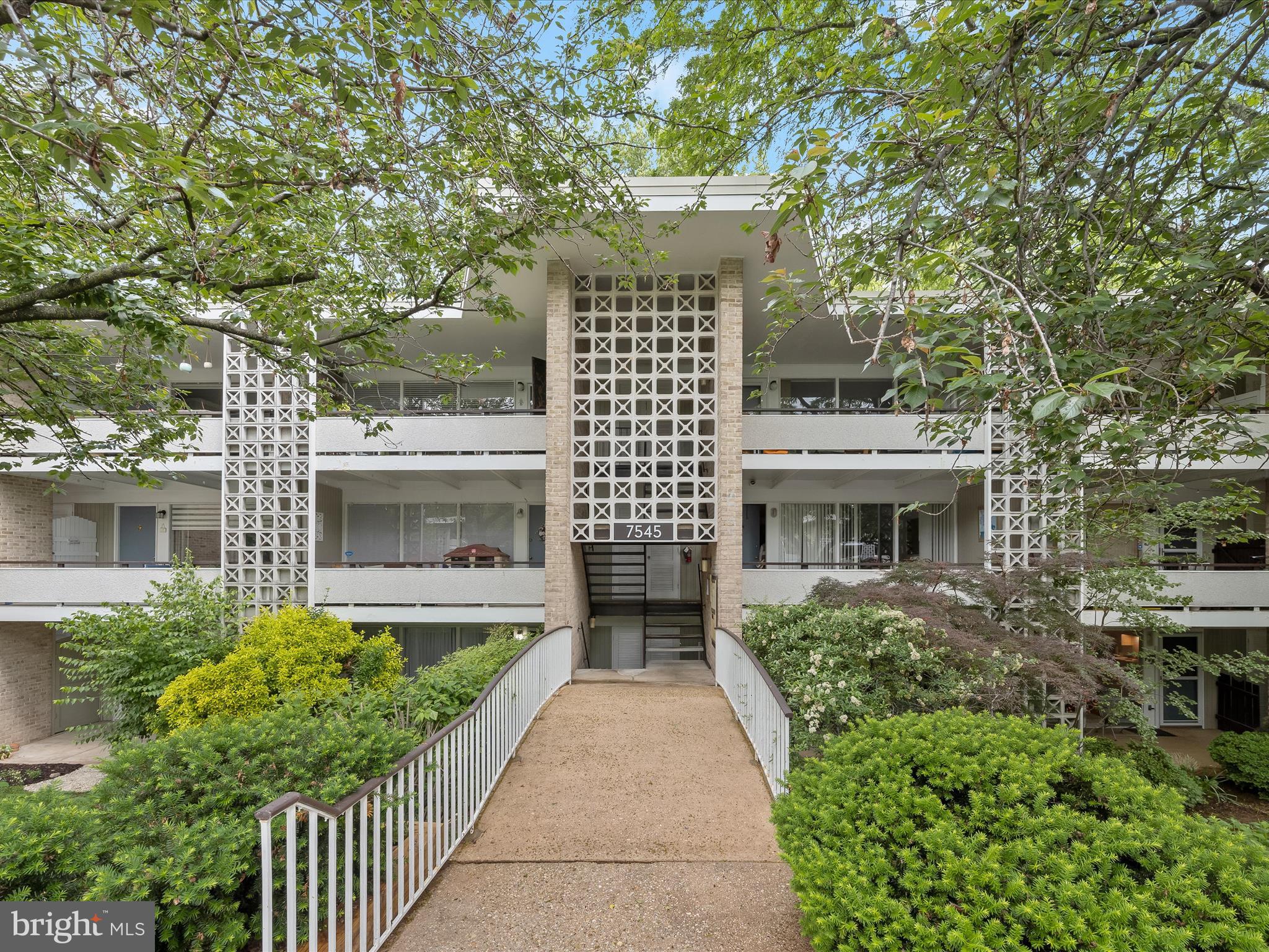 SPRINGLAKE - Residential