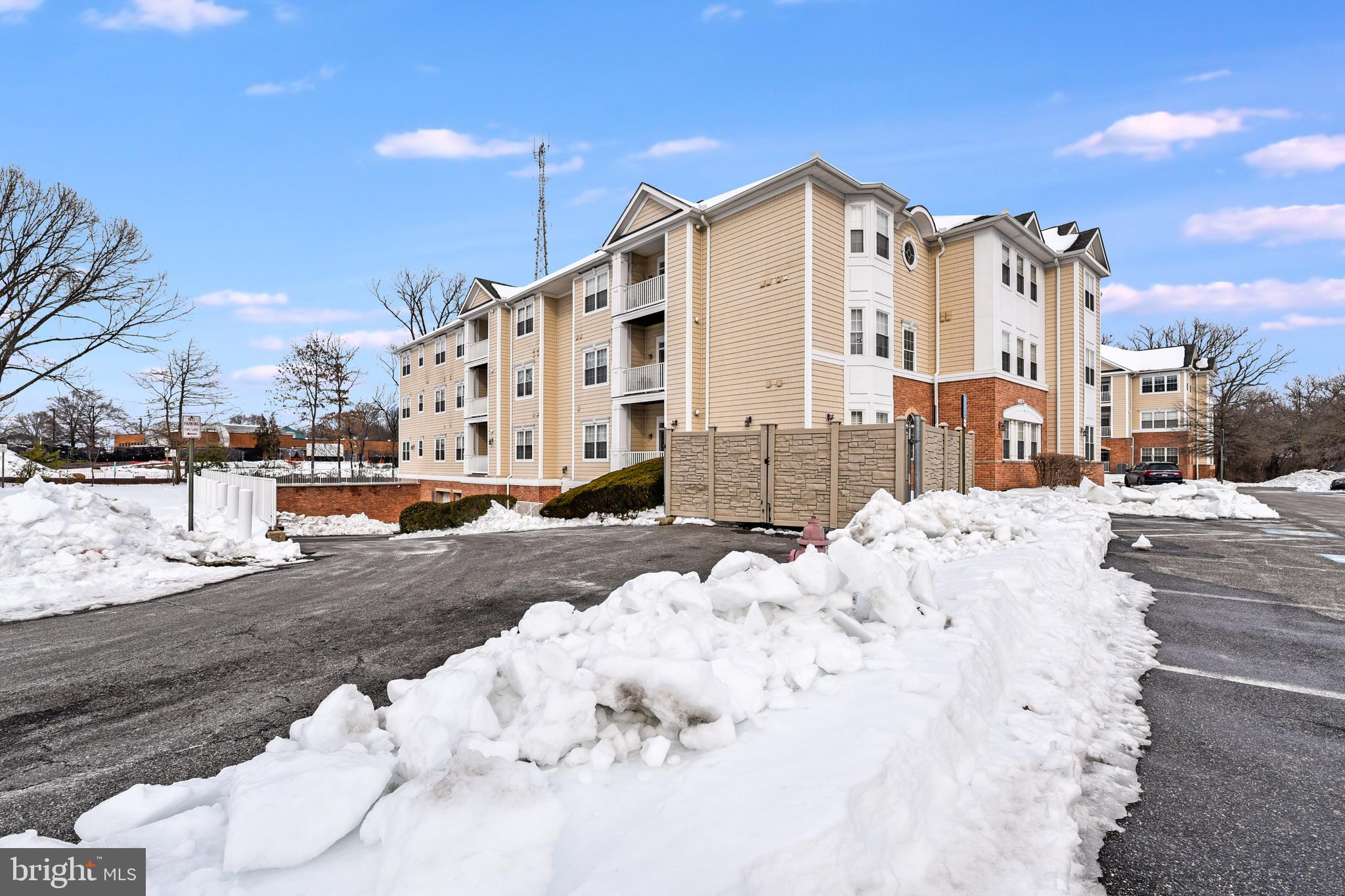 SEVERNA PARK GATEWAY VILLAGE - Residential