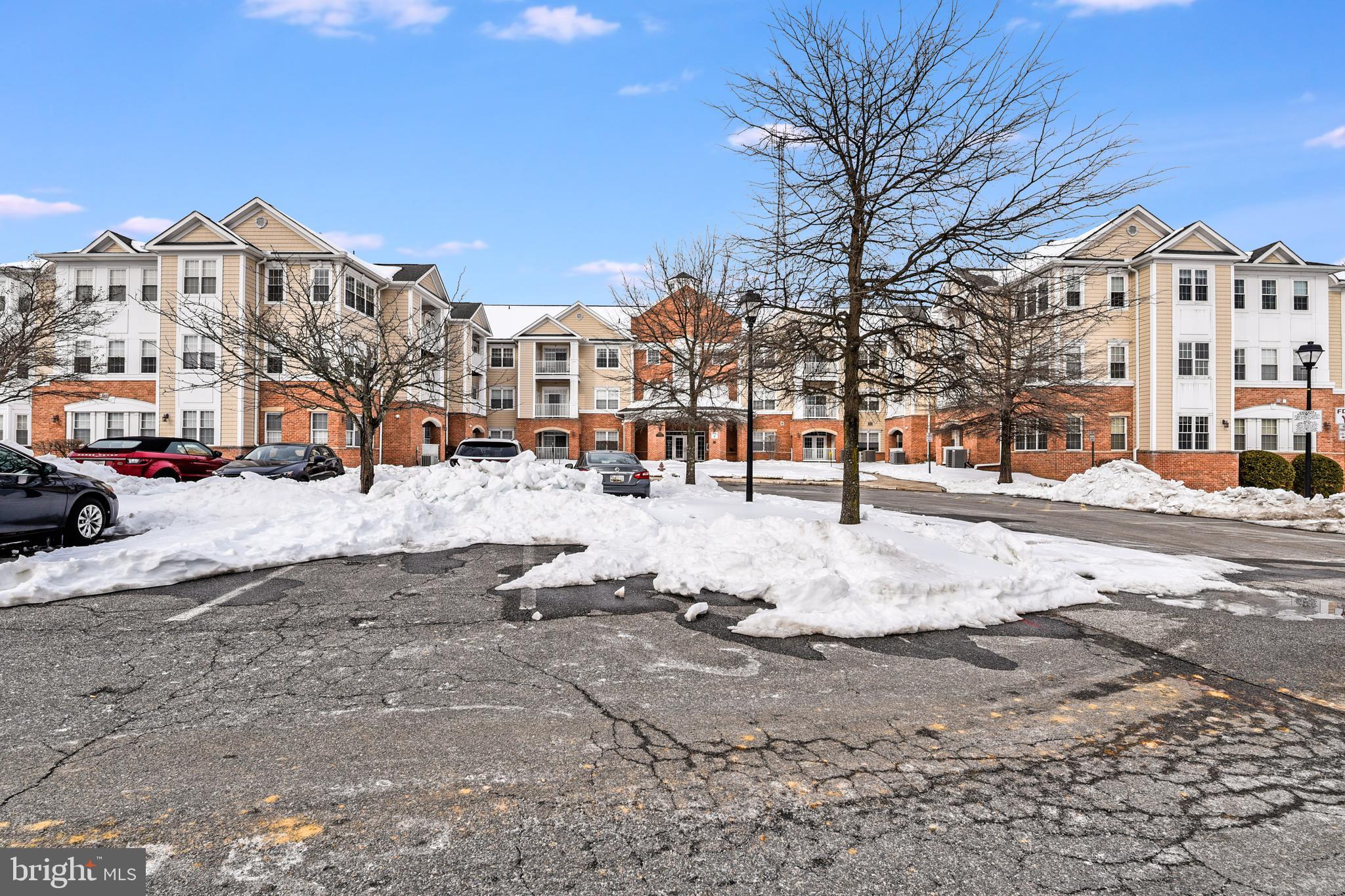 SEVERNA PARK GATEWAY VILLAGE - Residential