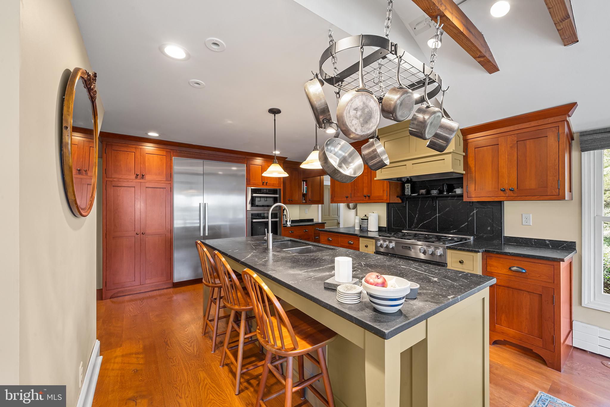 LEOPARD FARMS - Residential