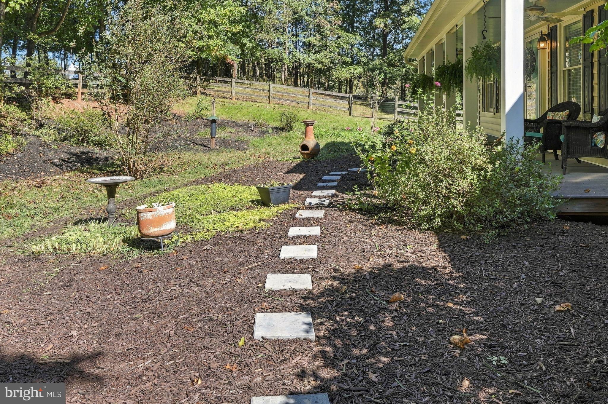 6085 JEFFERSONTON ROAD
