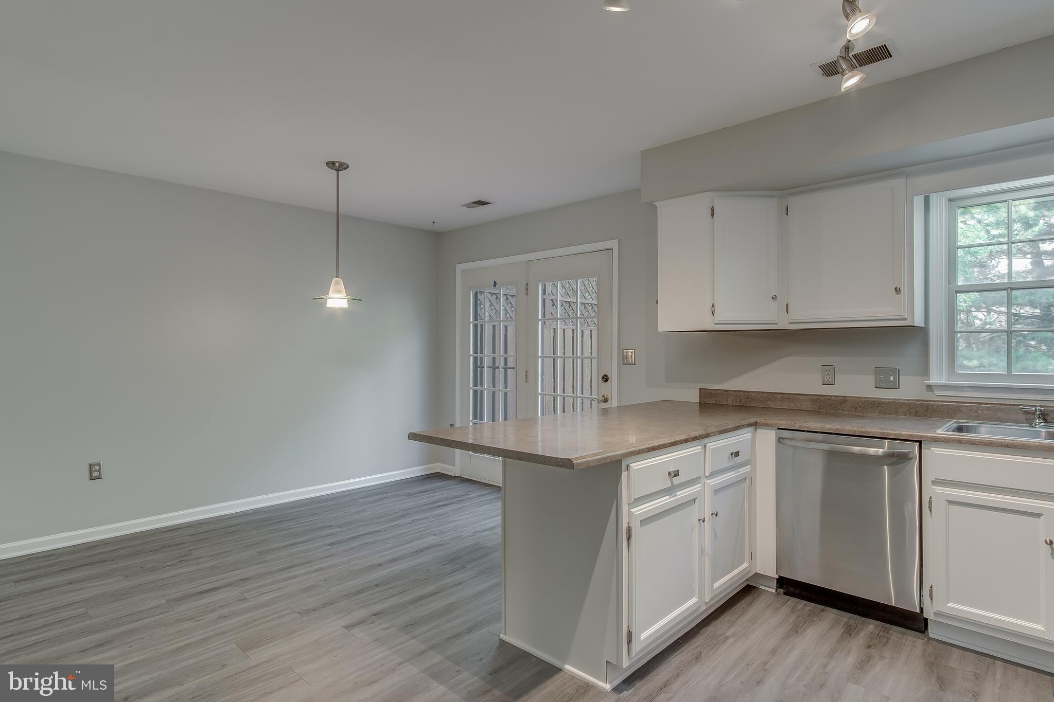 NORTH GATE TOWNE HOMES - Residential