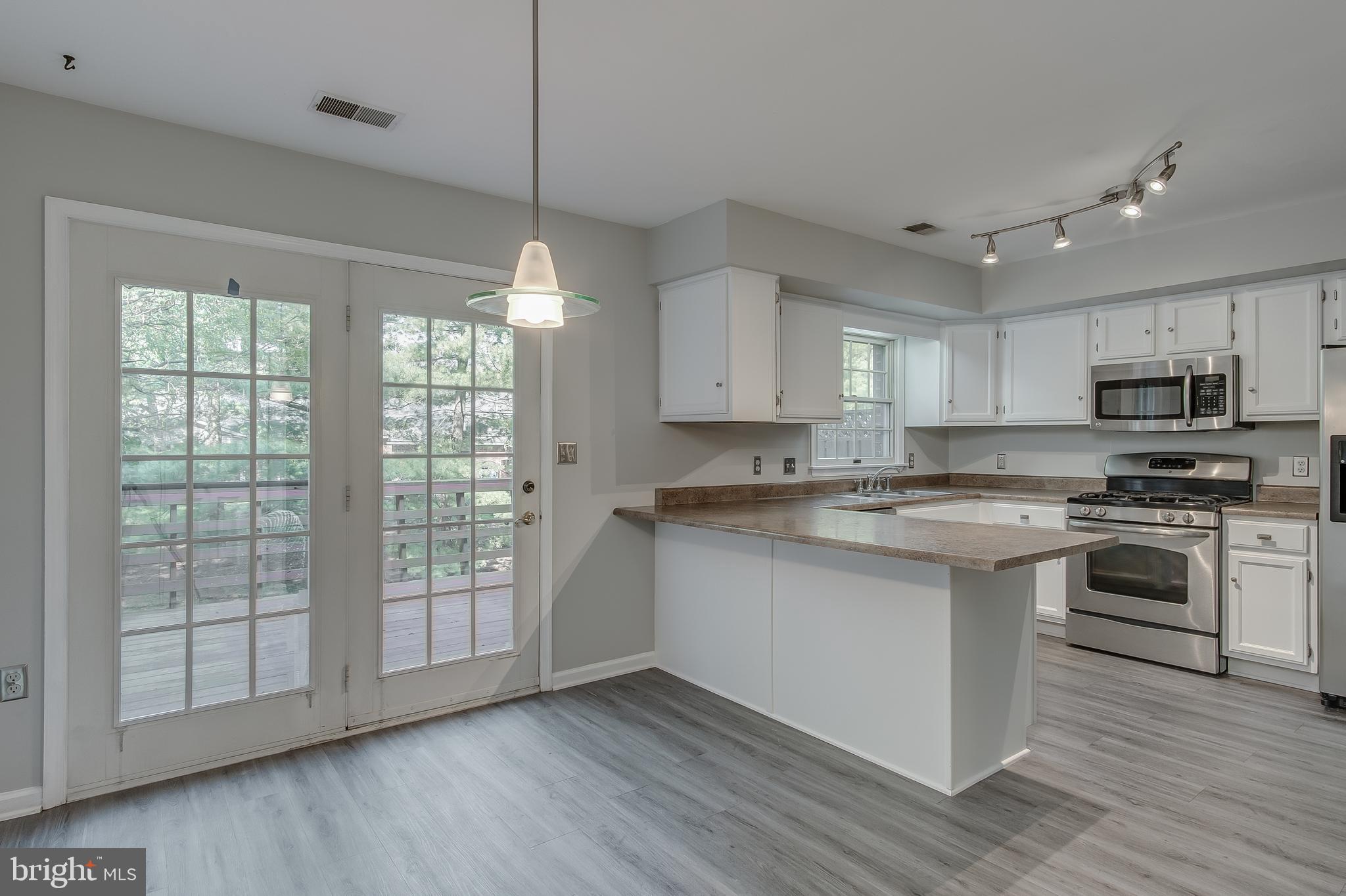 NORTH GATE TOWNE HOMES - Residential