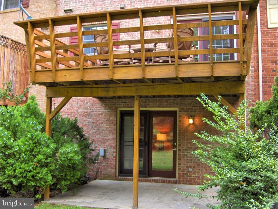 NORTH GATE TOWNE HOMES - Residential