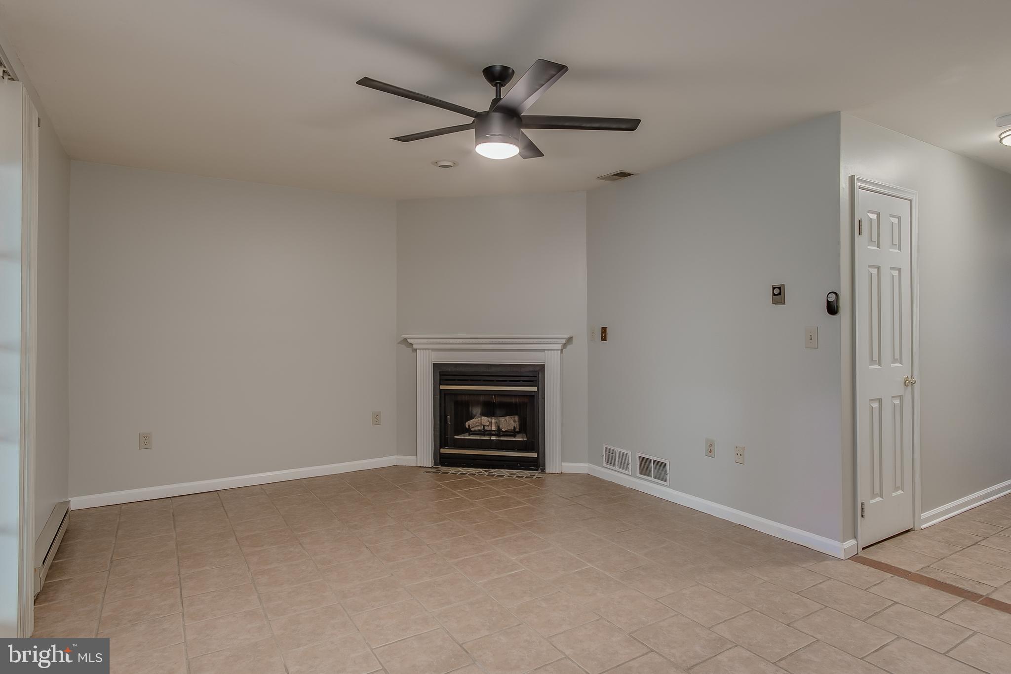 NORTH GATE TOWNE HOMES - Residential