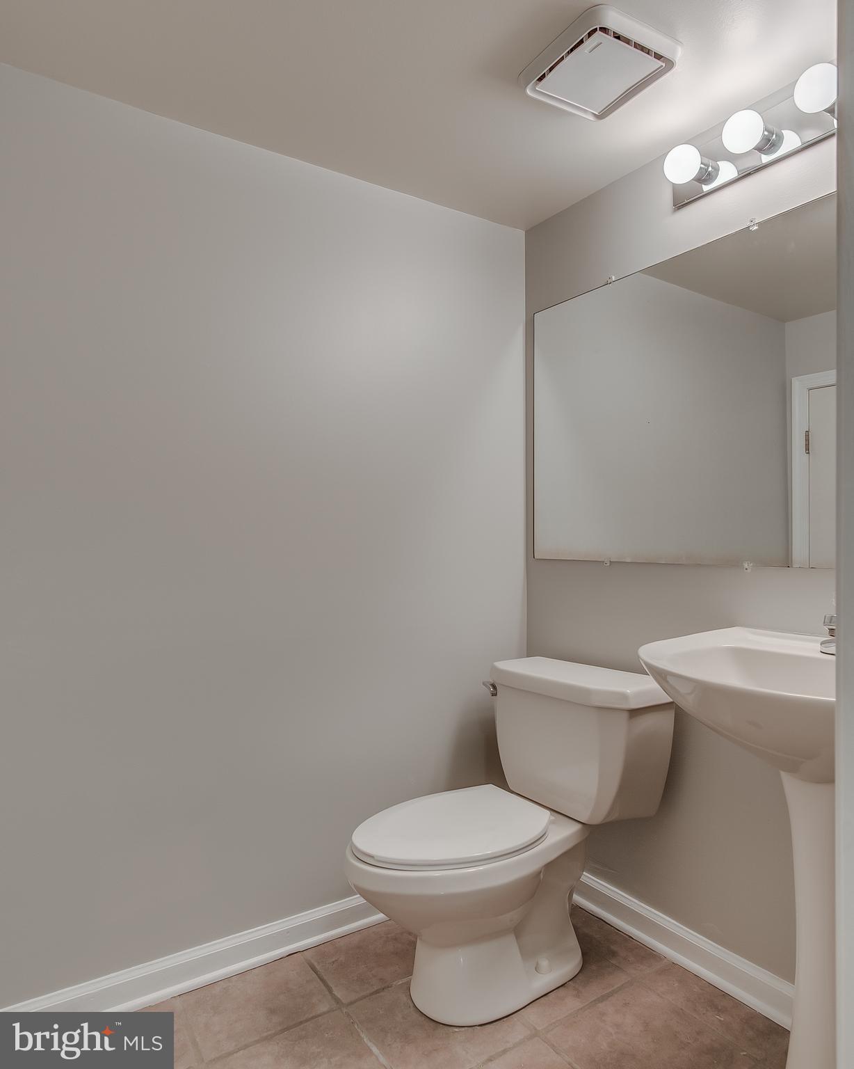 NORTH GATE TOWNE HOMES - Residential