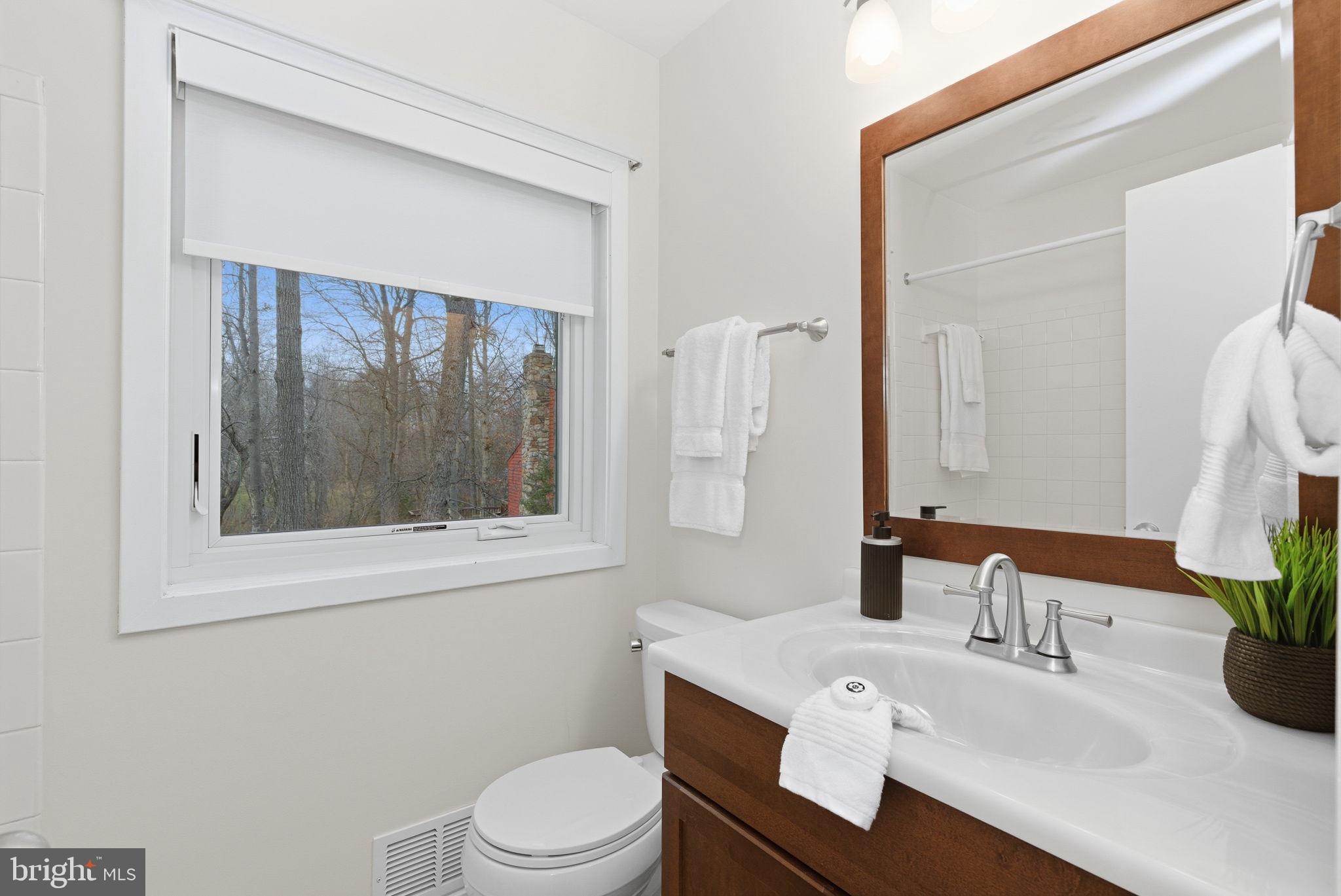 COUNTRYSIDE - Residential