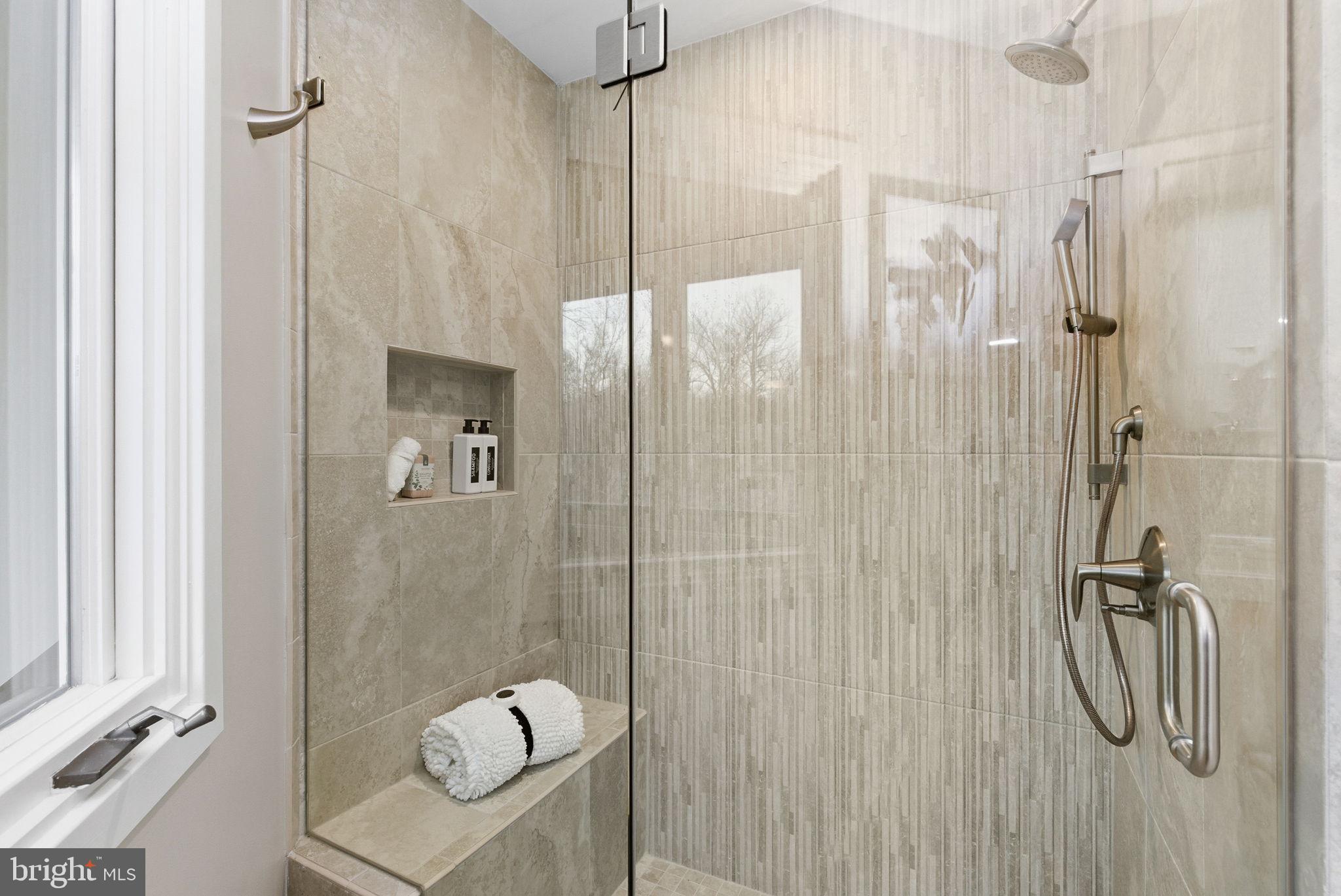 COUNTRYSIDE - Residential