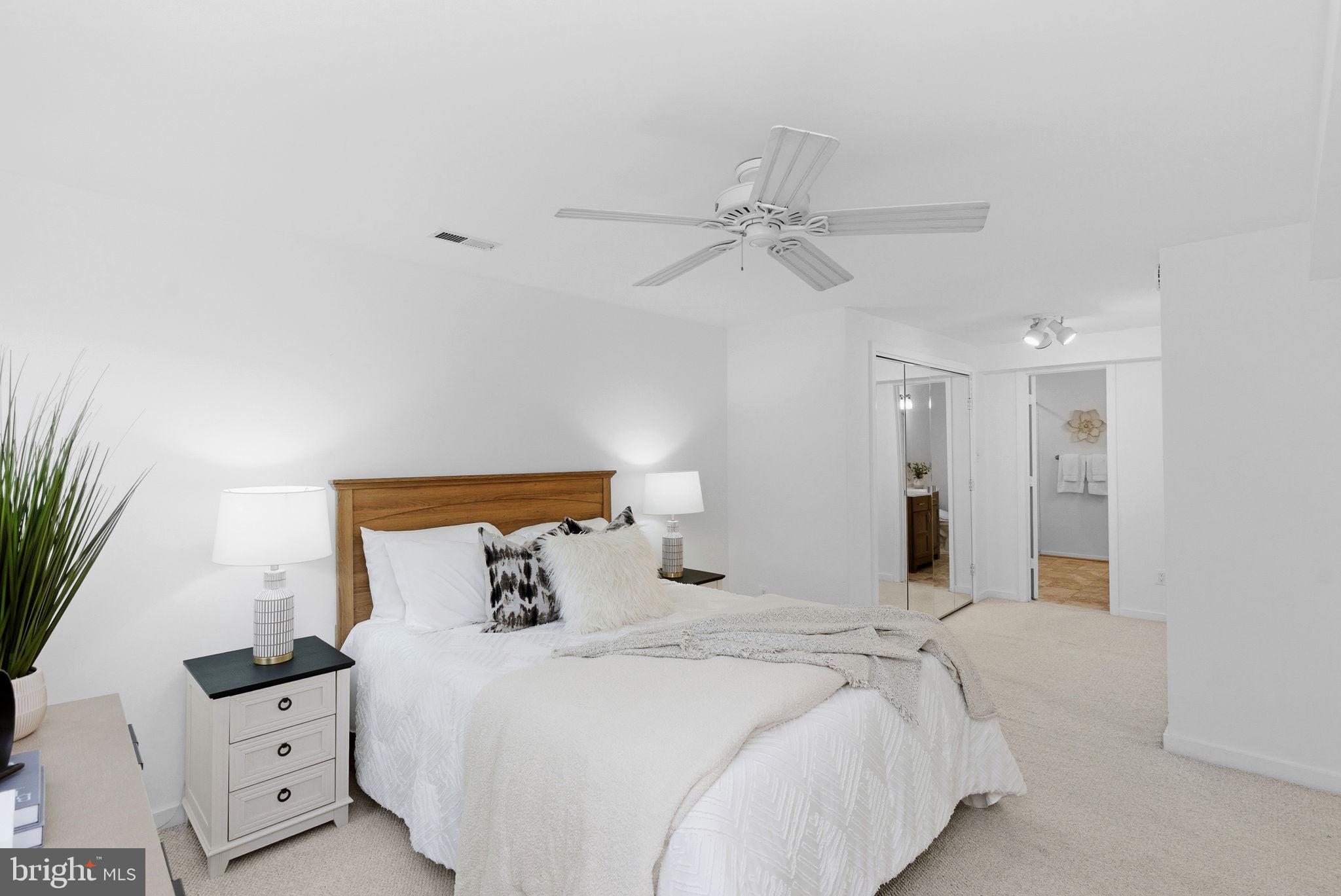 COUNTRYSIDE - Residential