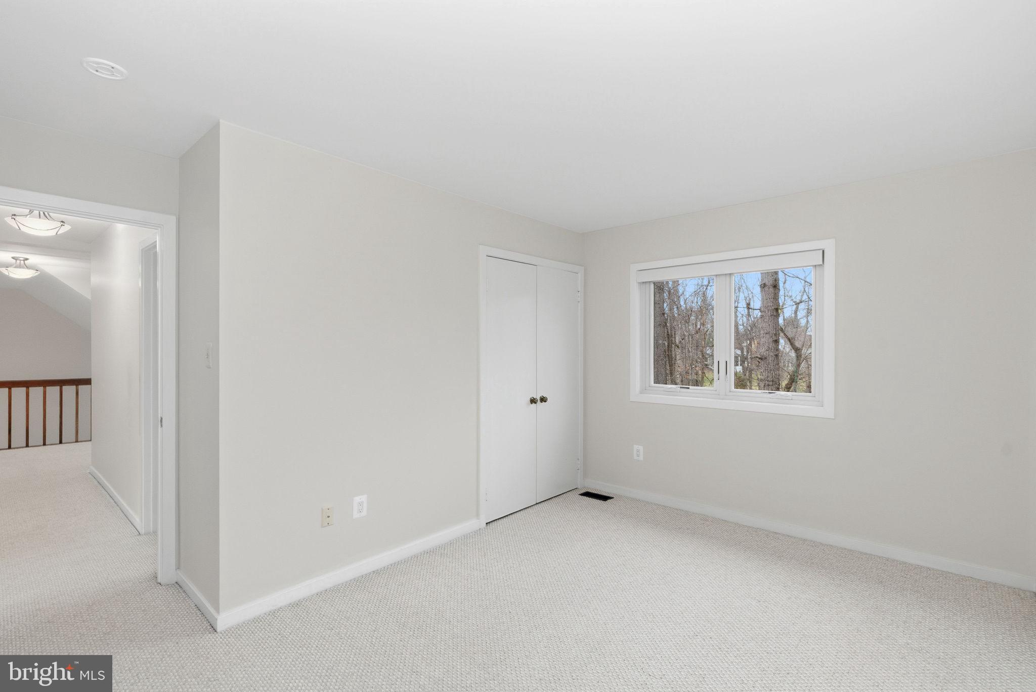 COUNTRYSIDE - Residential