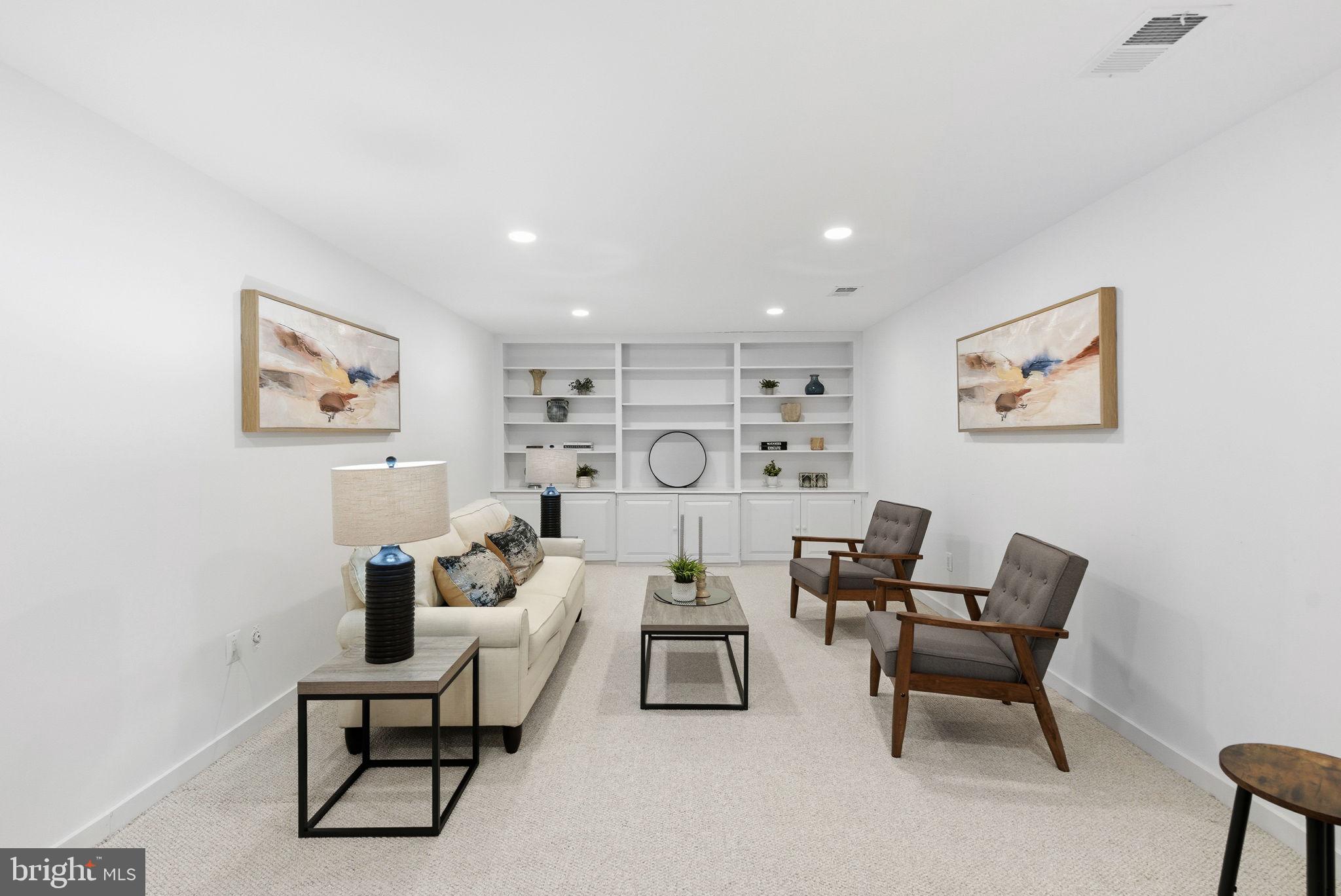 COUNTRYSIDE - Residential