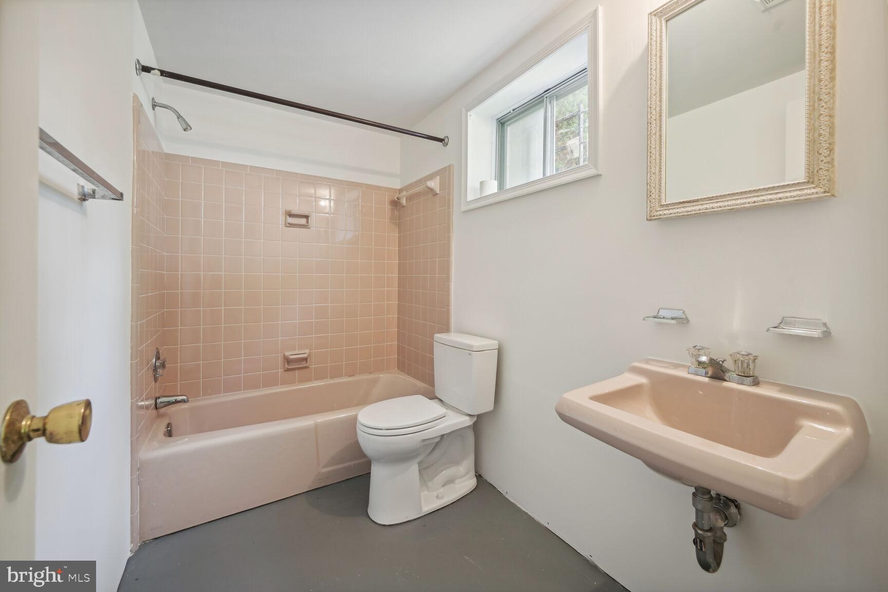 FLOWER VALLEY - Residential