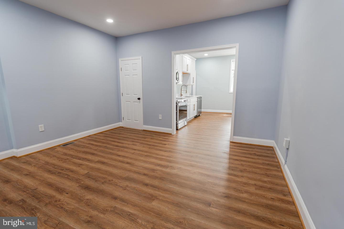 ROSEMONT - Residential