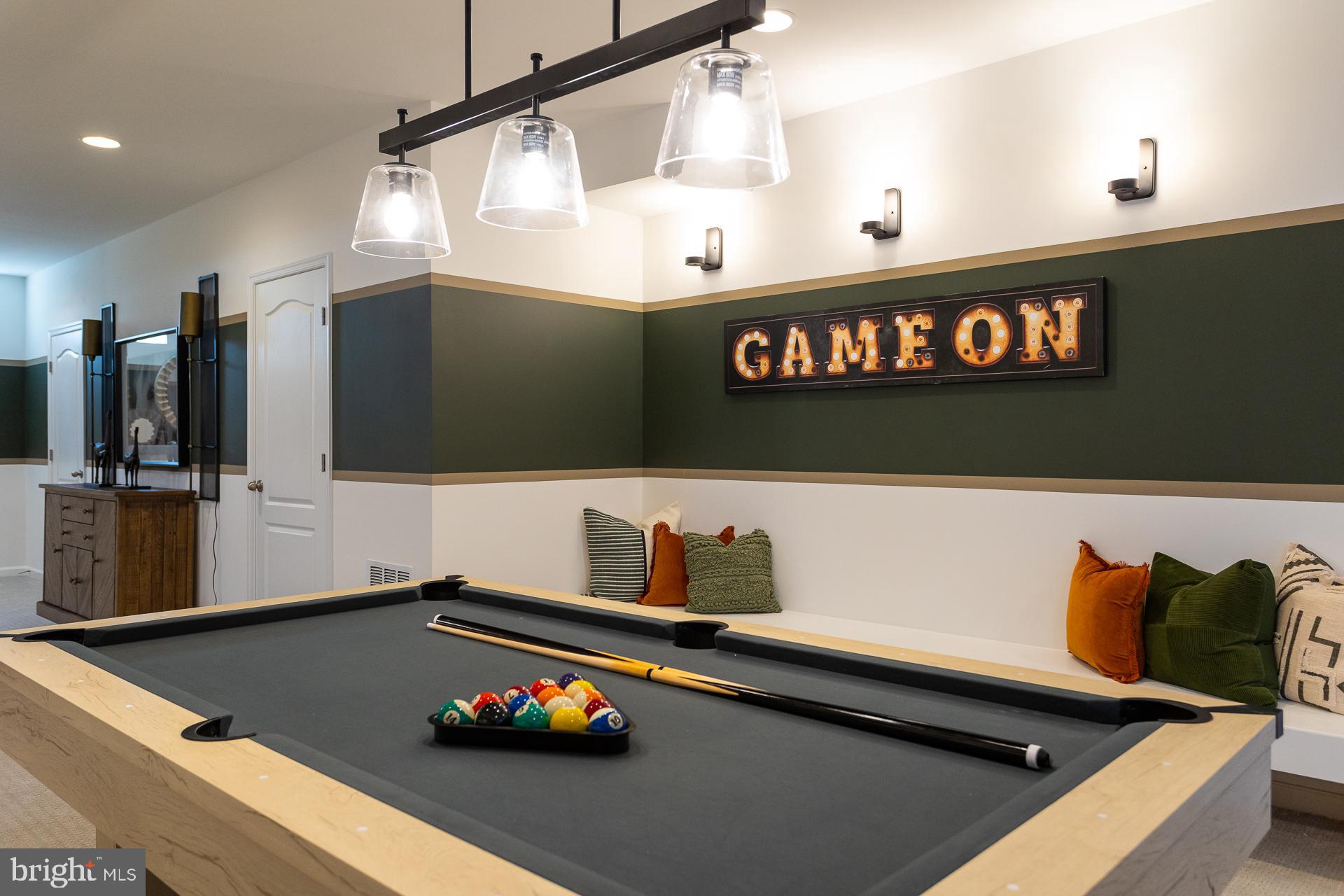 ASPEN GREENS - Residential