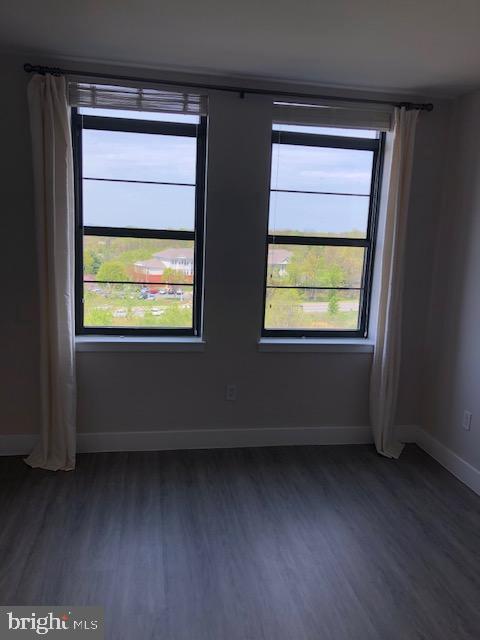 PARAMOUNT - Residential Lease