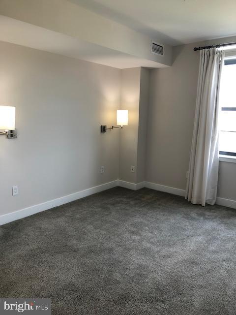 PARAMOUNT - Residential Lease