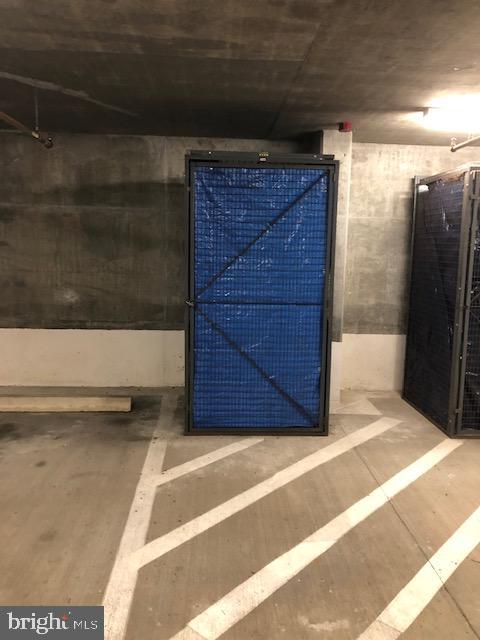 PARAMOUNT - Residential Lease