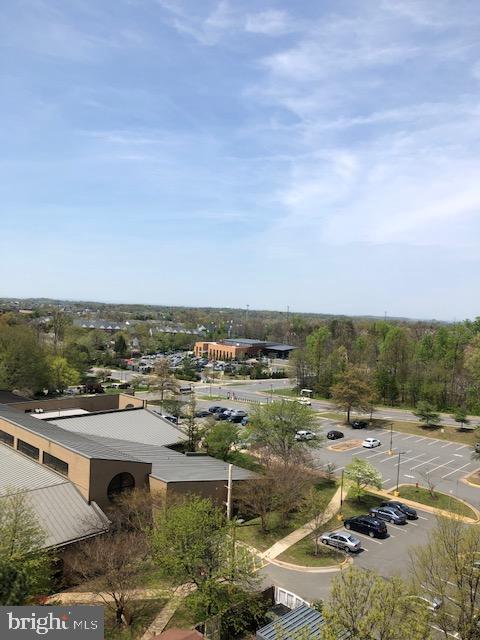 PARAMOUNT - Residential Lease