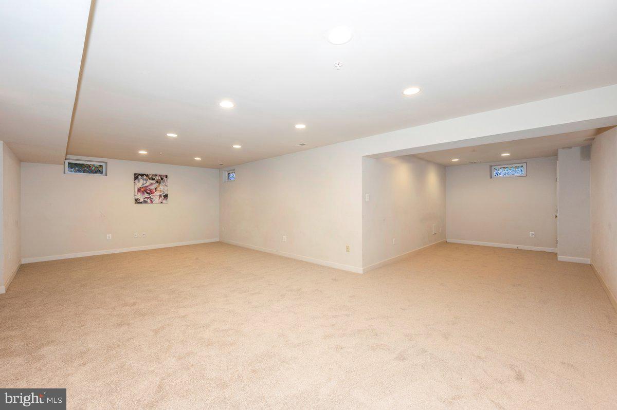 CLARKSBURG RIDGE - Residential