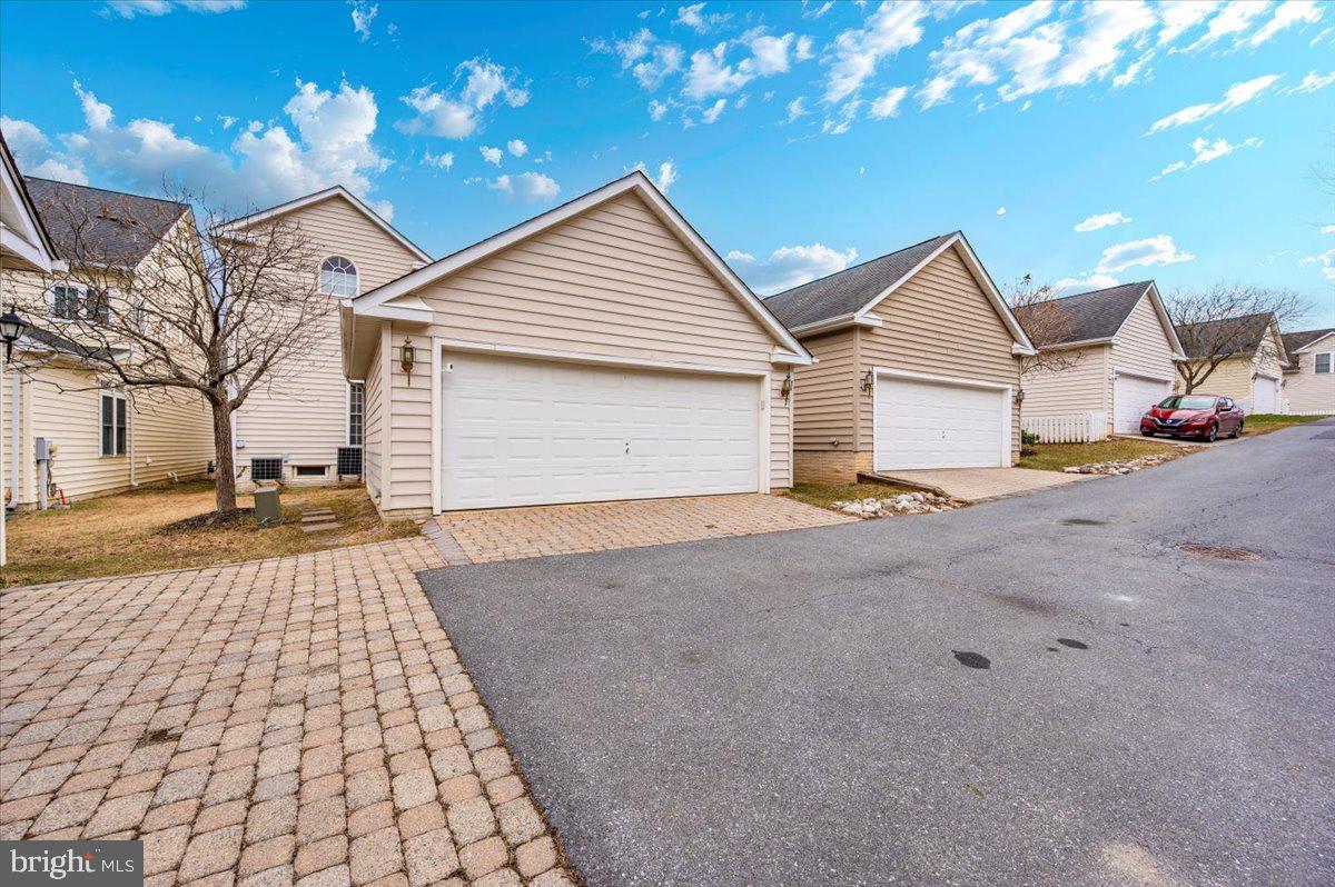 CLARKSBURG RIDGE - Residential