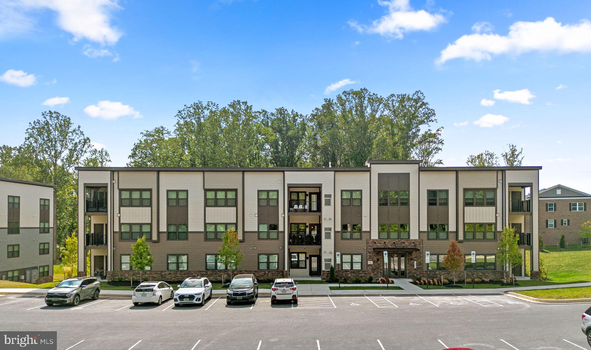 2 bedroom, 2 bathroom unit in Turf Valley with over 1300sqft available for immediate rent! Lower level unit with private patio. Open floorplan with a beautiful kitchen featuring a large island and spacious pantry. Large primary suite with walk-in closet and private Bath. Conveniently located near commuter routes. Welcome Home!