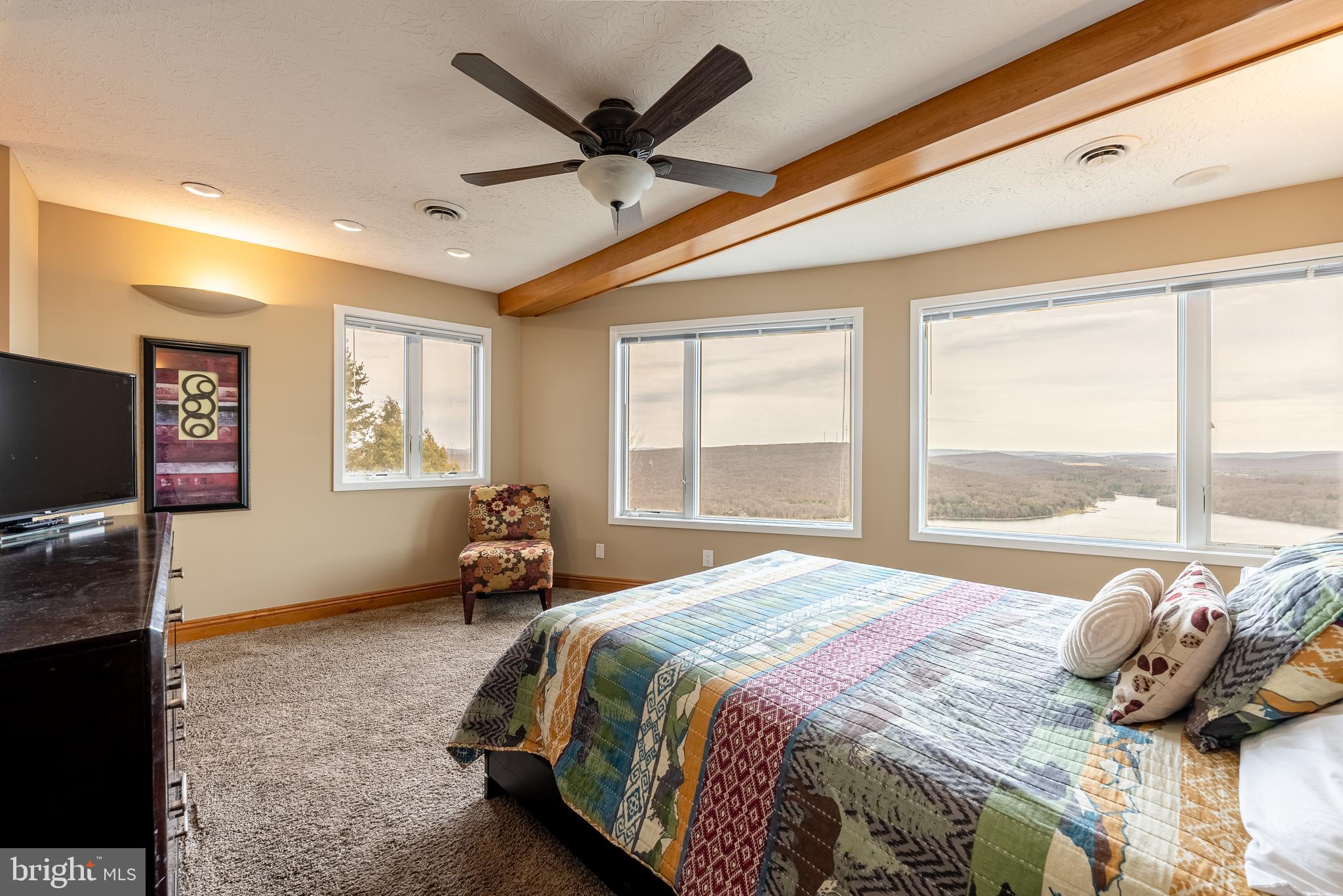 MOUNTAINSIDE - Residential