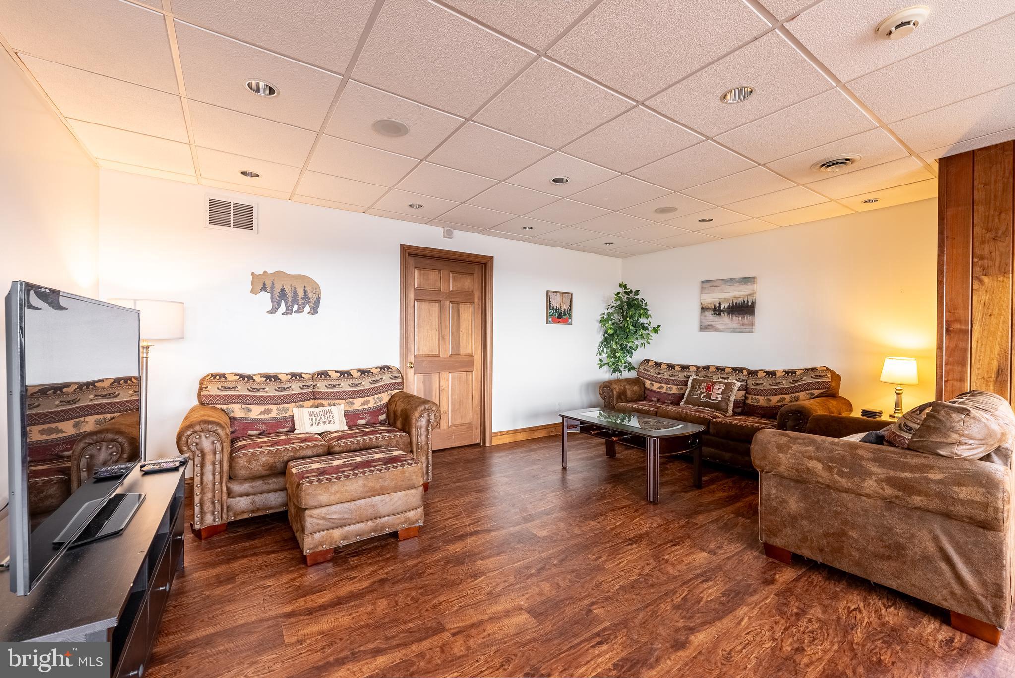 MOUNTAINSIDE - Residential