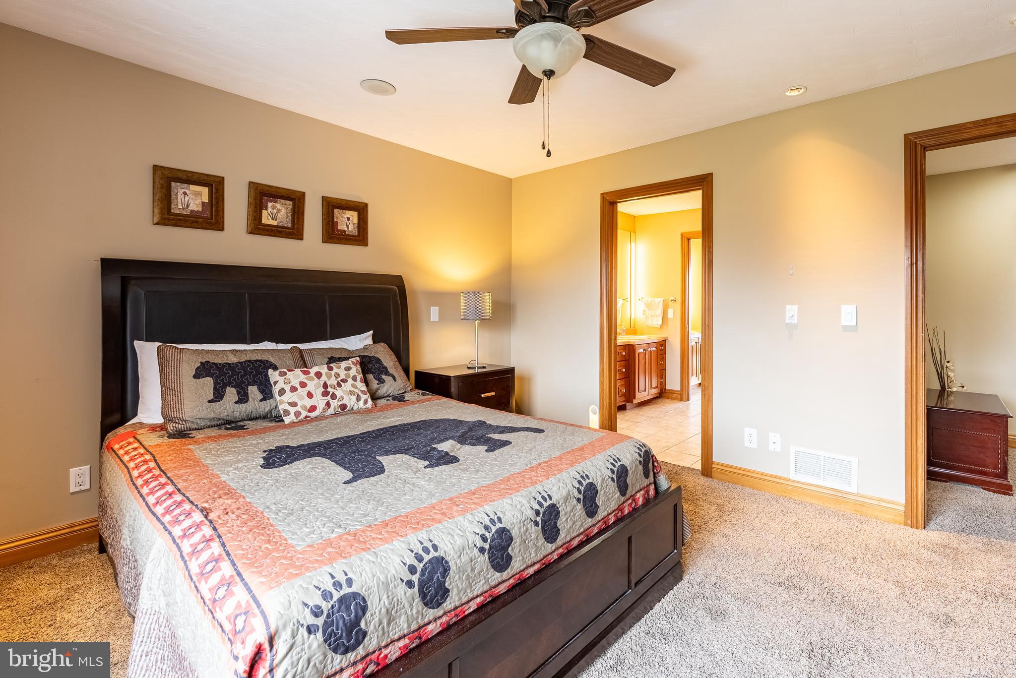 MOUNTAINSIDE - Residential