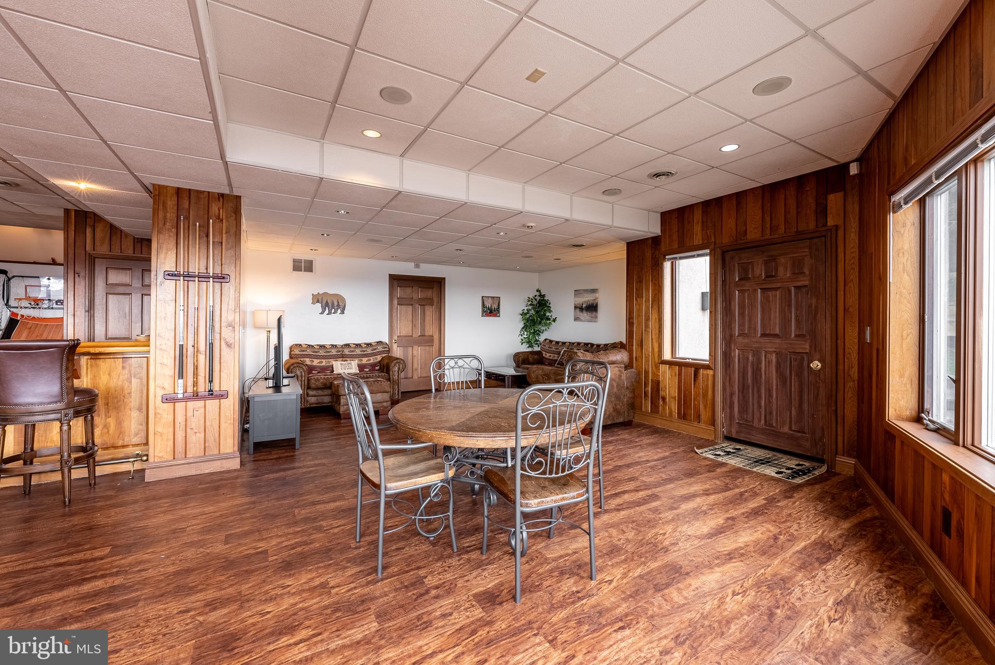 MOUNTAINSIDE - Residential