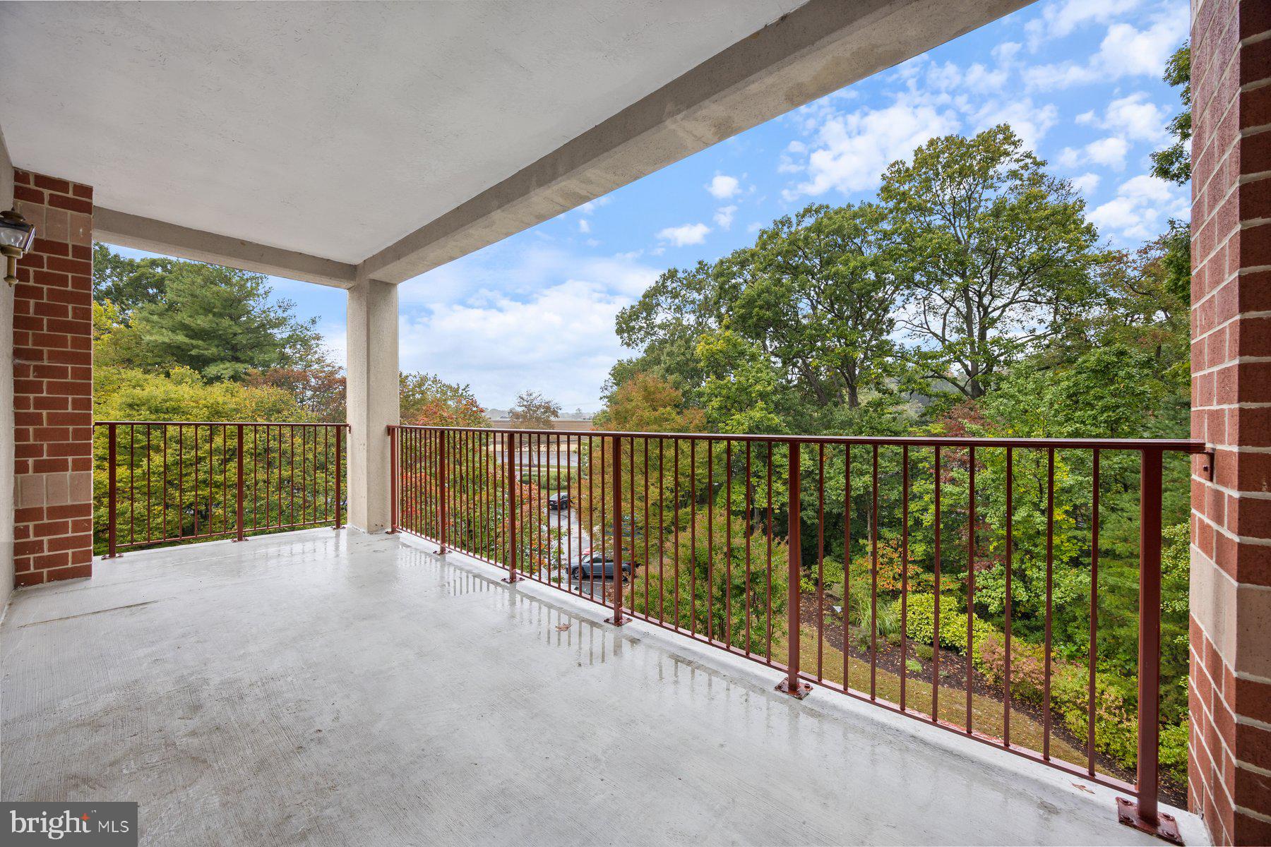 MCKINSEY PARK - Residential