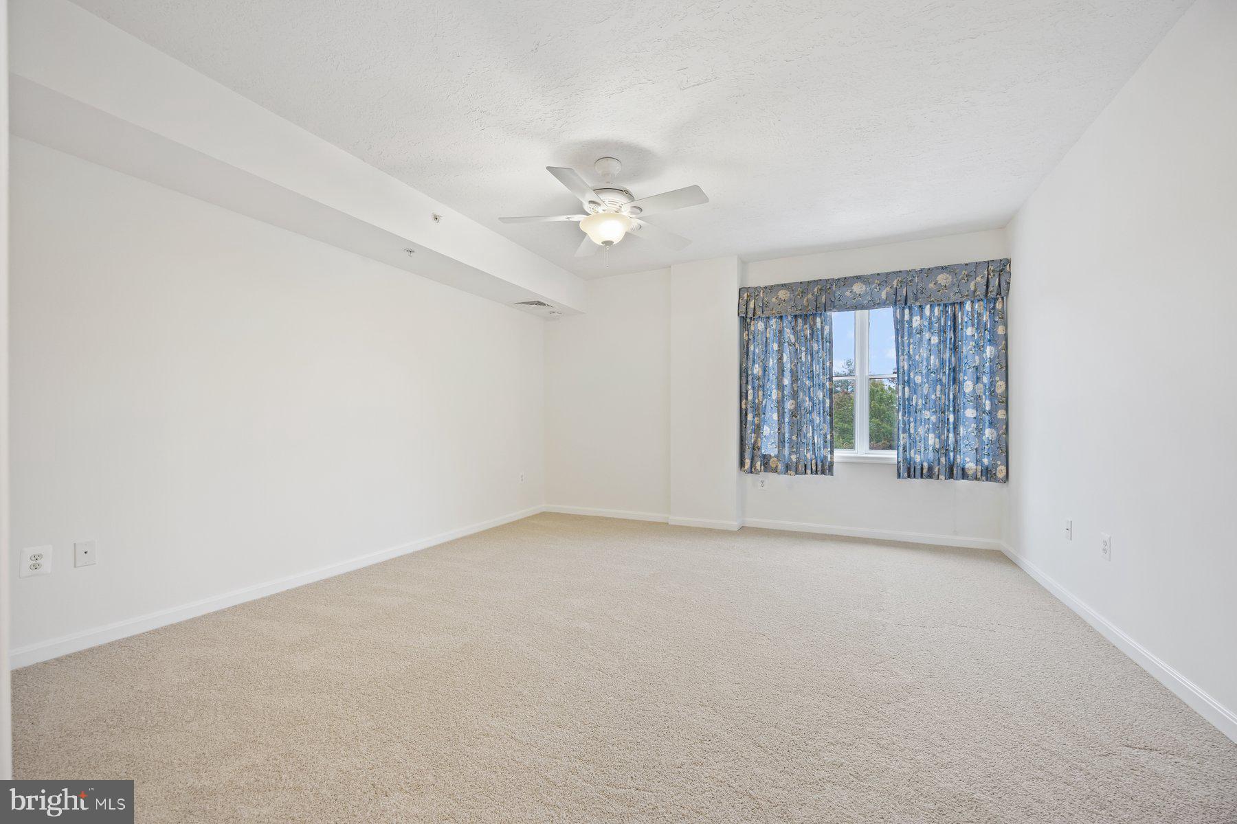 MCKINSEY PARK - Residential