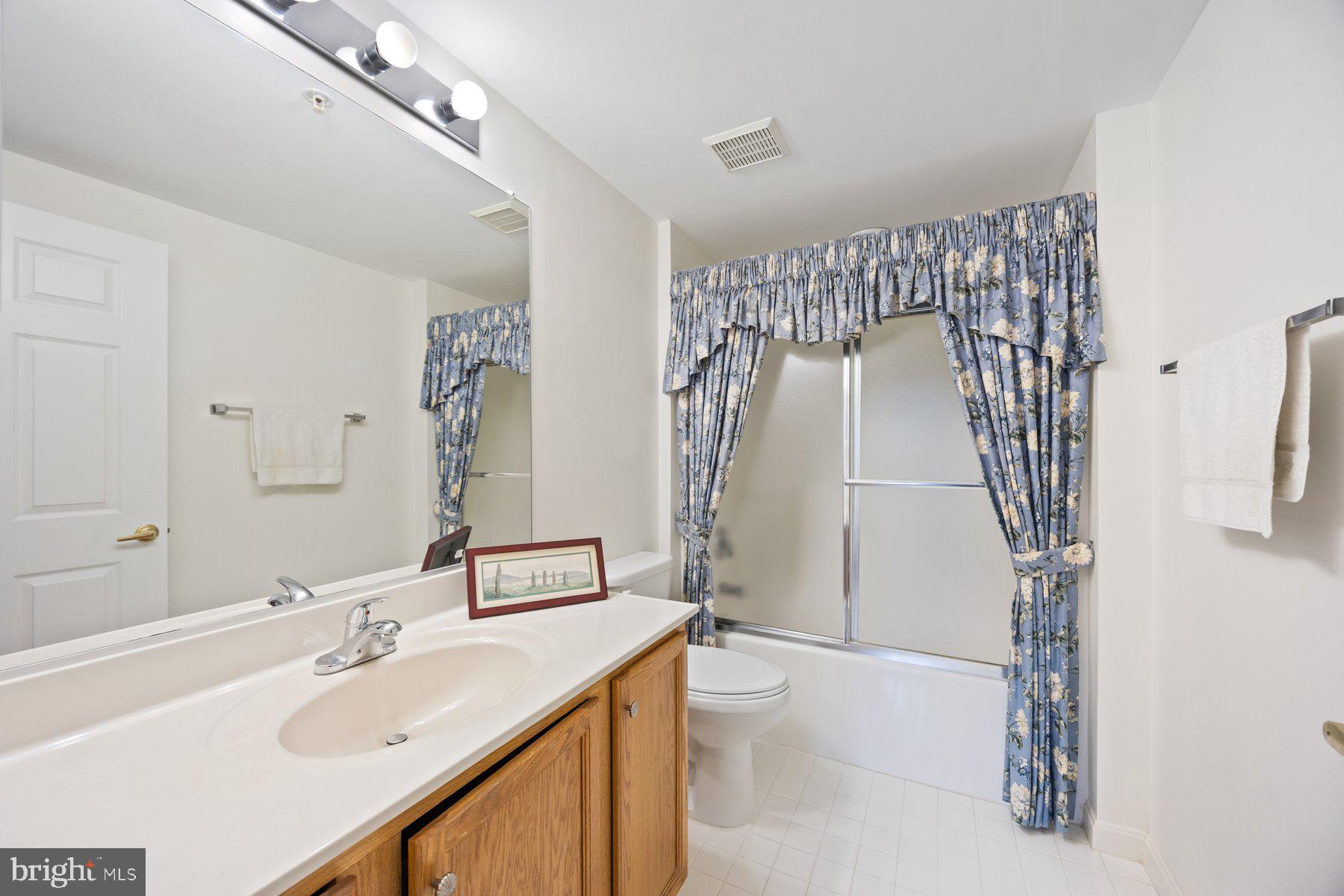 MCKINSEY PARK - Residential