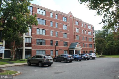 604 MCKINSEY PARK DRIVE 402 SEVERNA PARK MD 21146