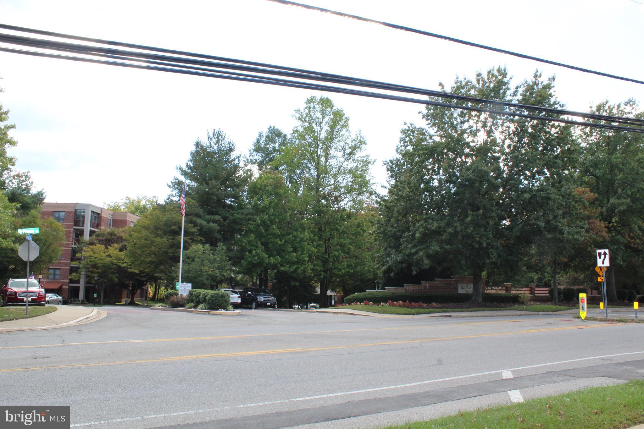 MCKINSEY PARK - Residential