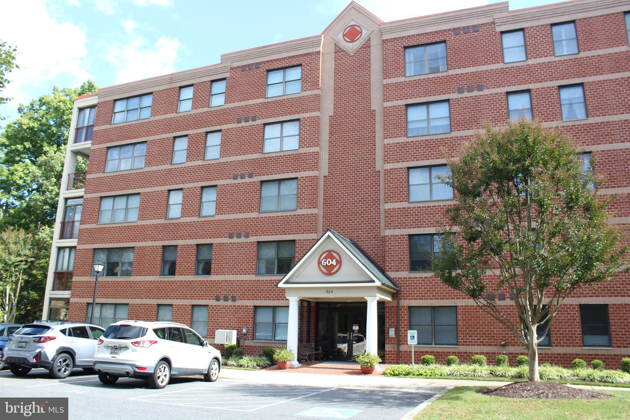 MCKINSEY PARK - Residential