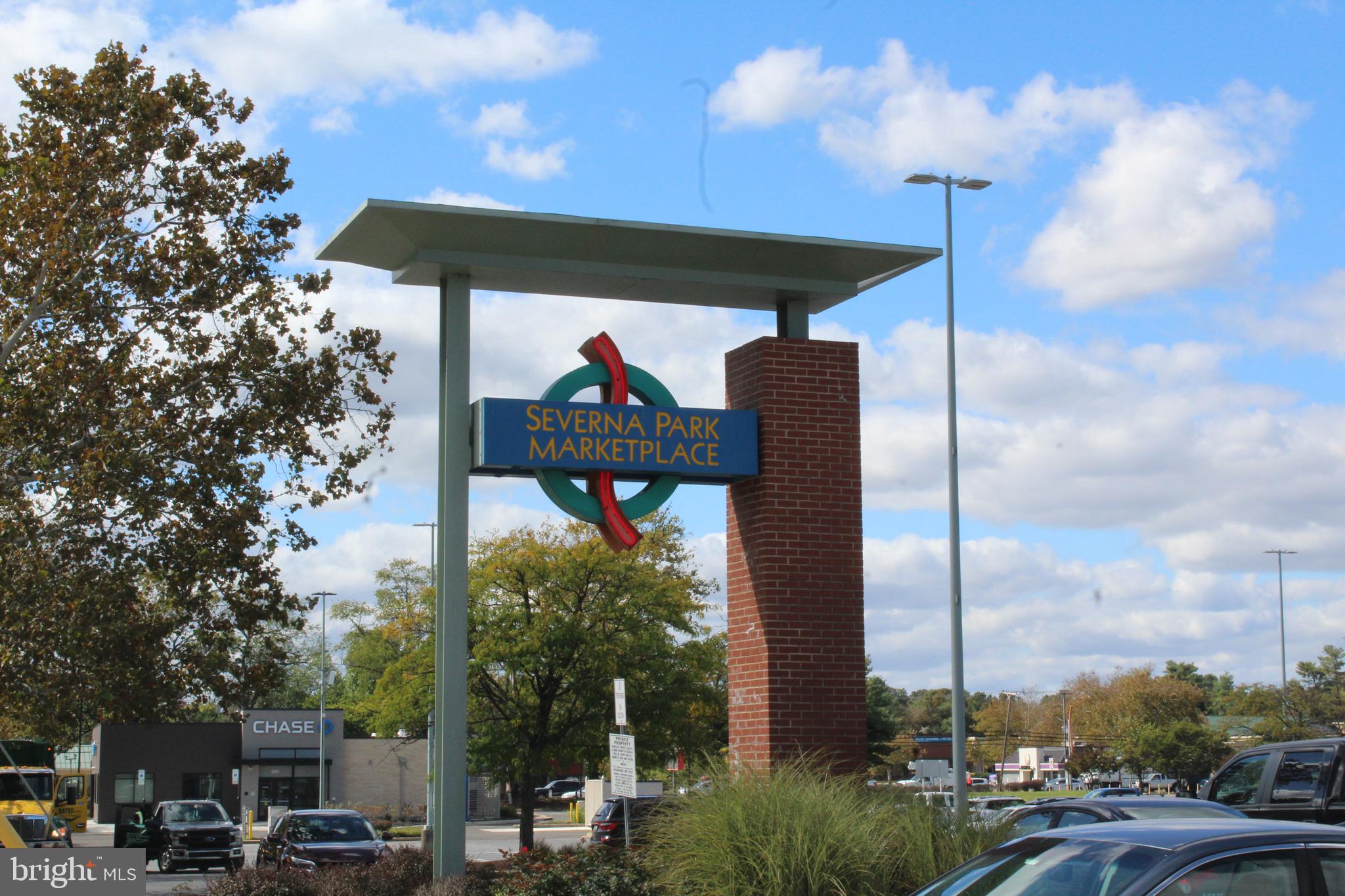 MCKINSEY PARK - Residential