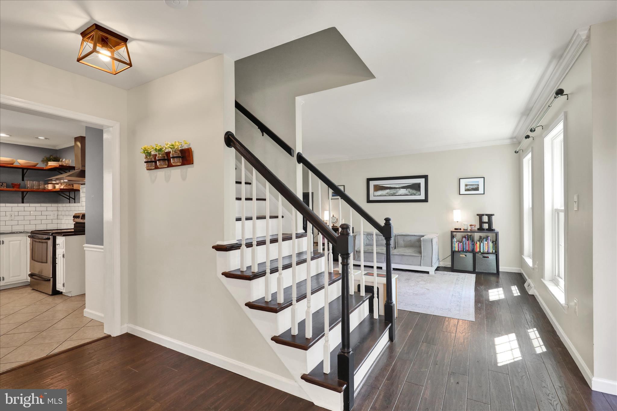 557 MAGNOLIA DRIVE