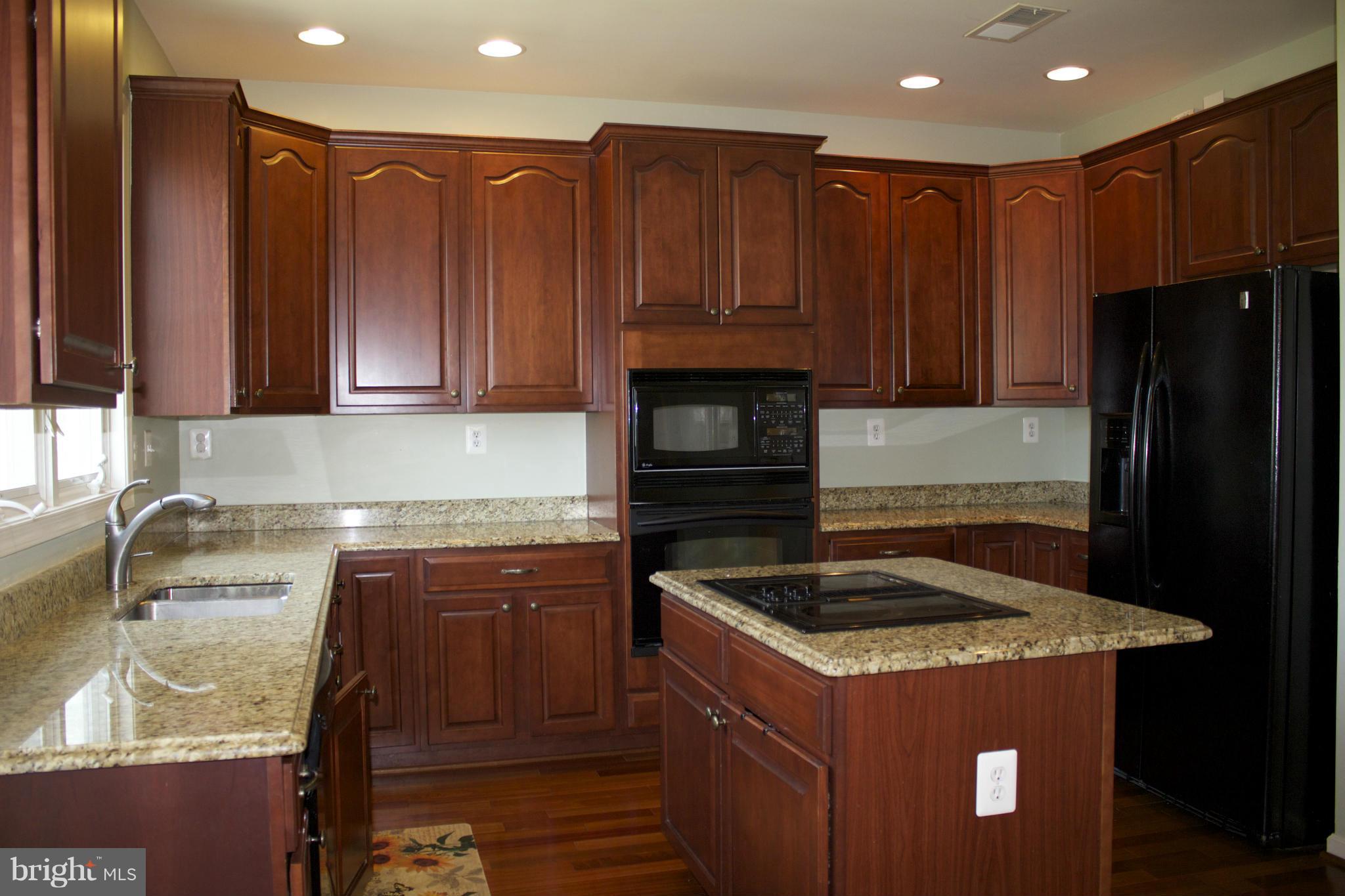 LOUDOUN VALLEY ESTATES 2 - Residential Lease