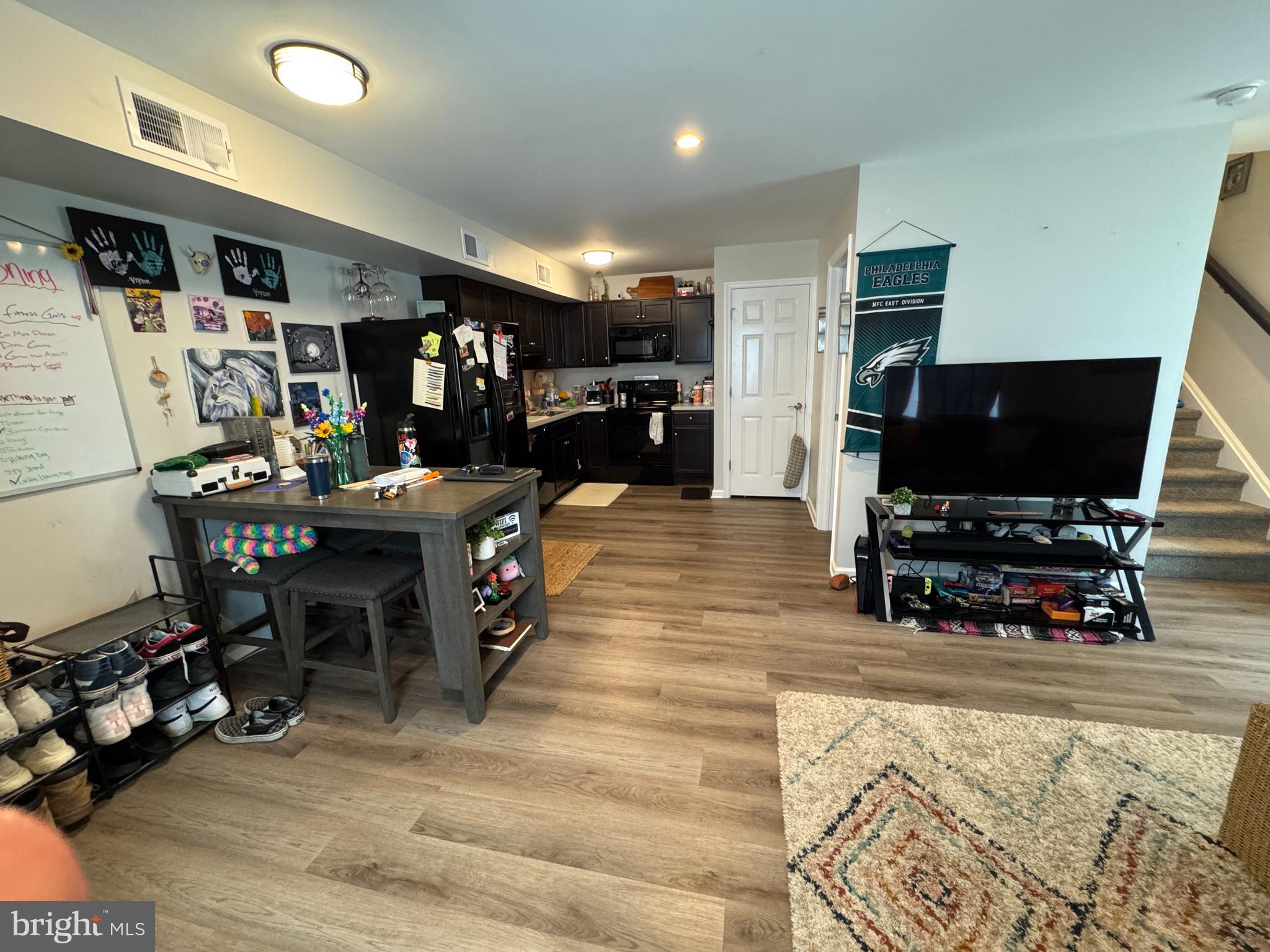 427 W MAIN STREET