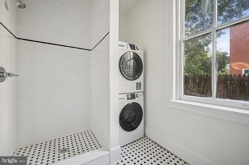 LUDLOW - Residential Lease