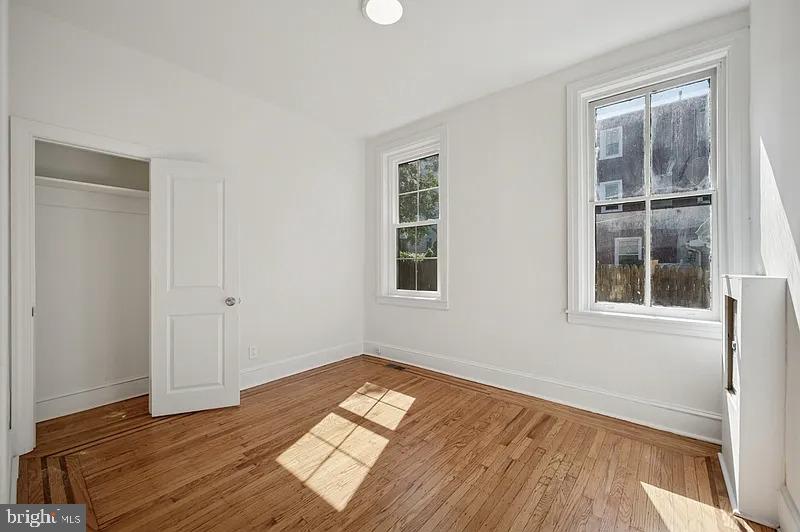 LUDLOW - Residential Lease