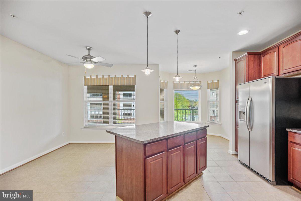 OYSTER BAY CONDOMINIUMS - Residential