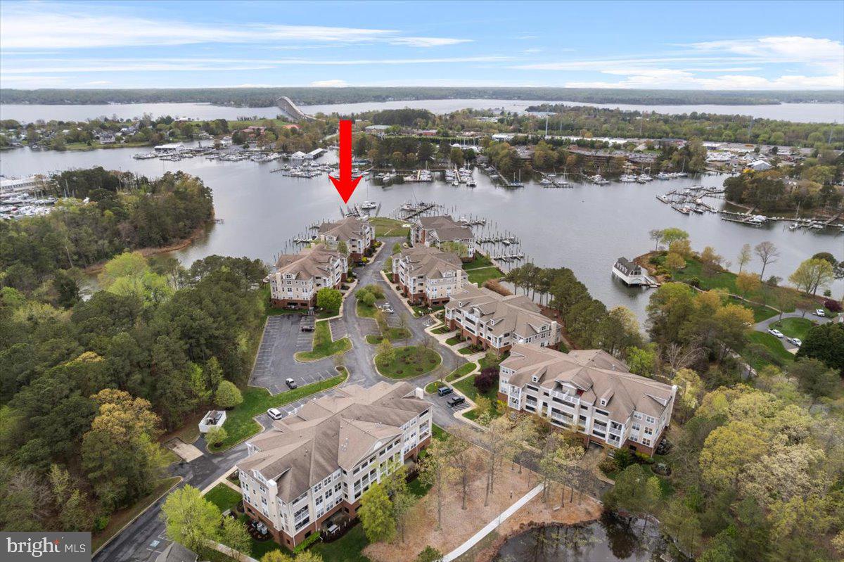 823 OYSTER BAY PLACE 302