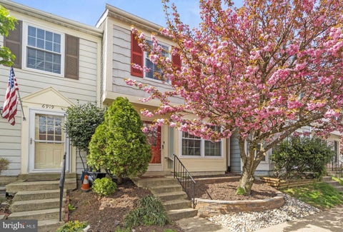 Photo of 6917 Chiswick Lane, ALEXANDRIA, VA 22310 (MLS # VAFX2344546)