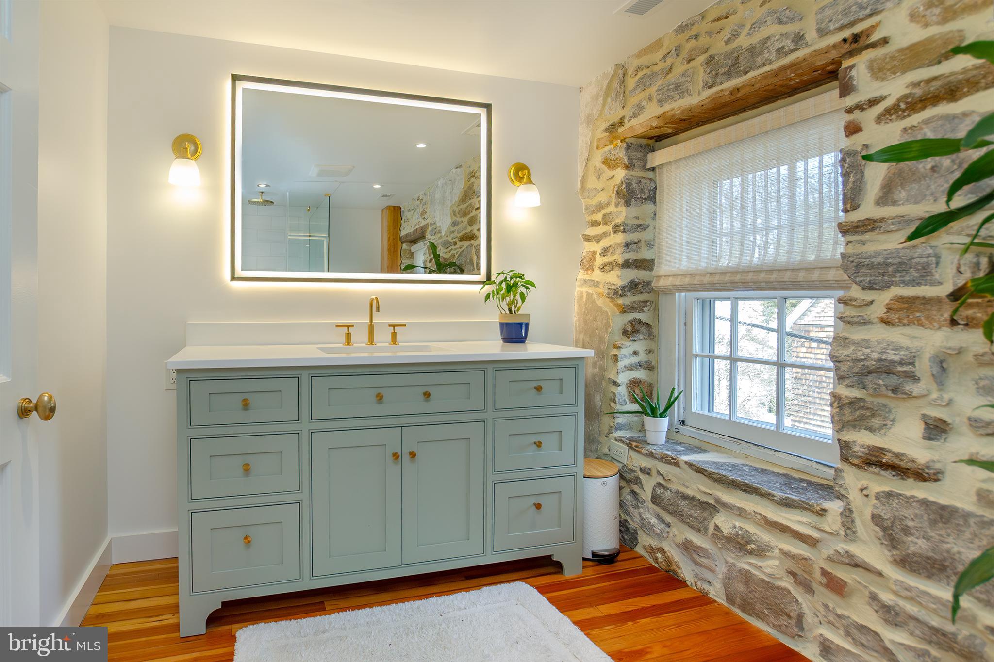 ROCKLAND VILLAGE - Residential