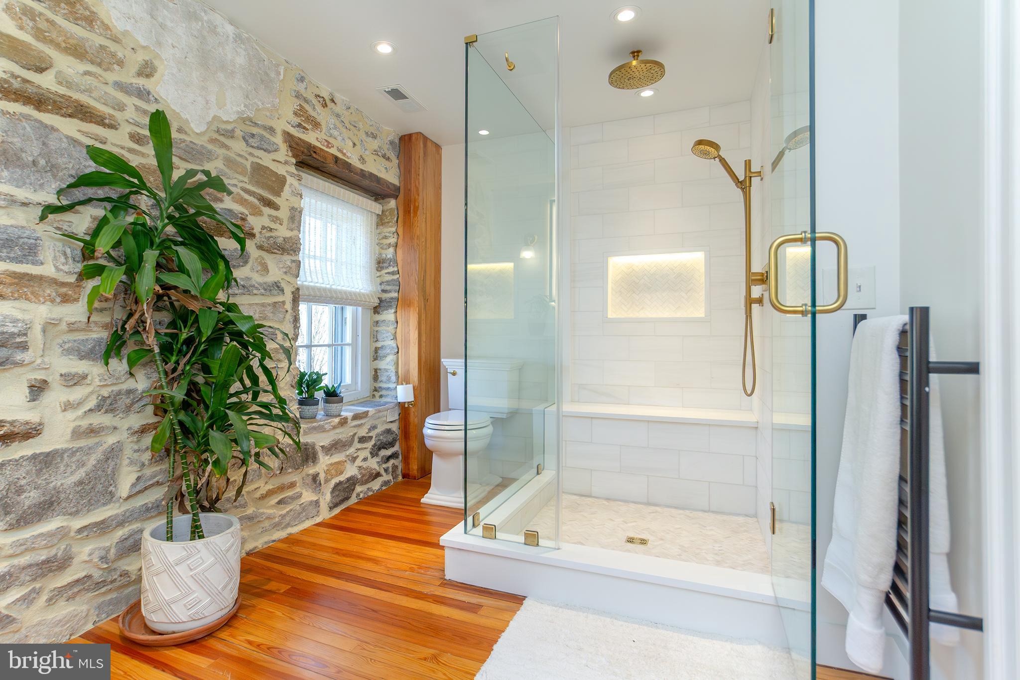 ROCKLAND VILLAGE - Residential