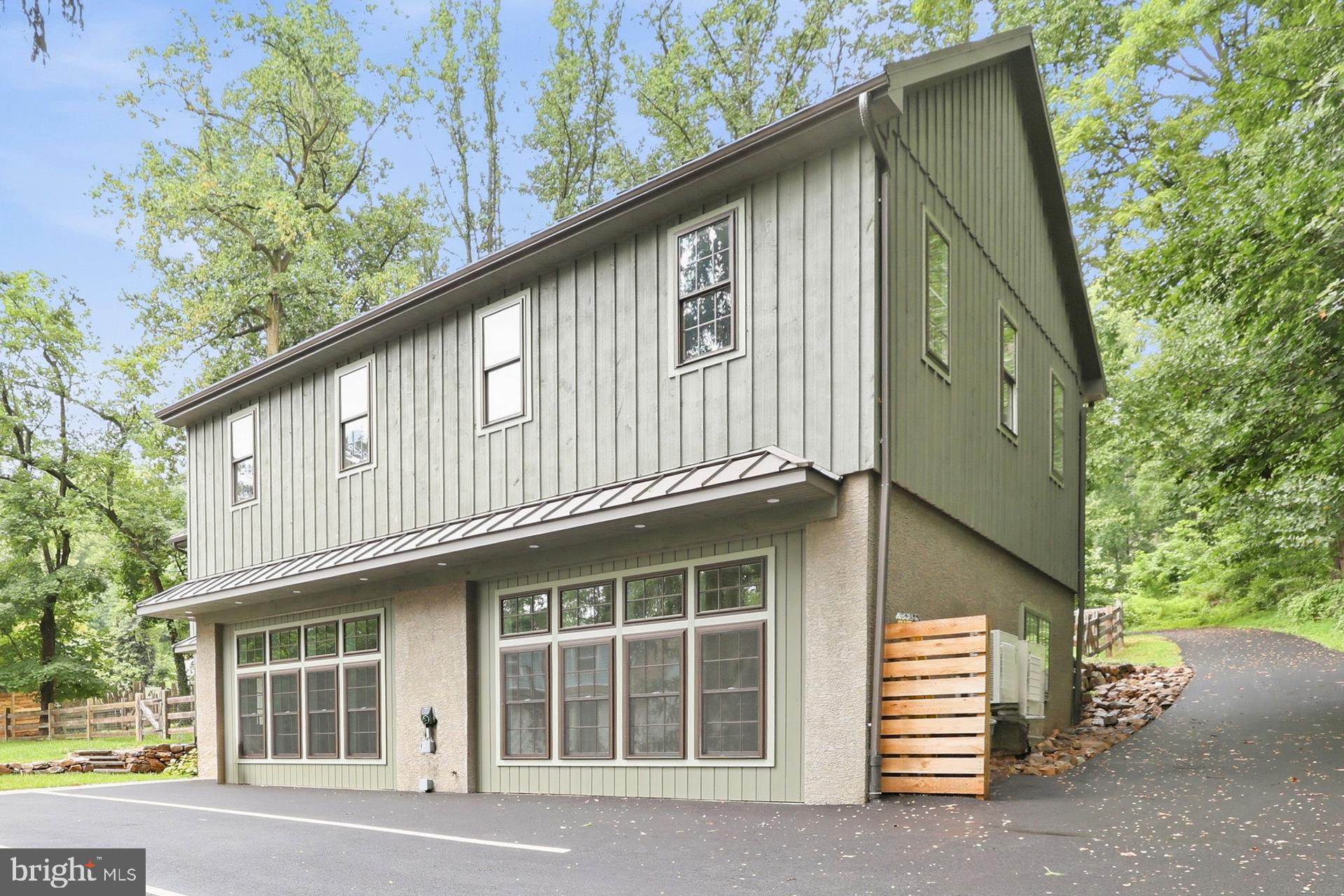 5567 PENNELL ROAD