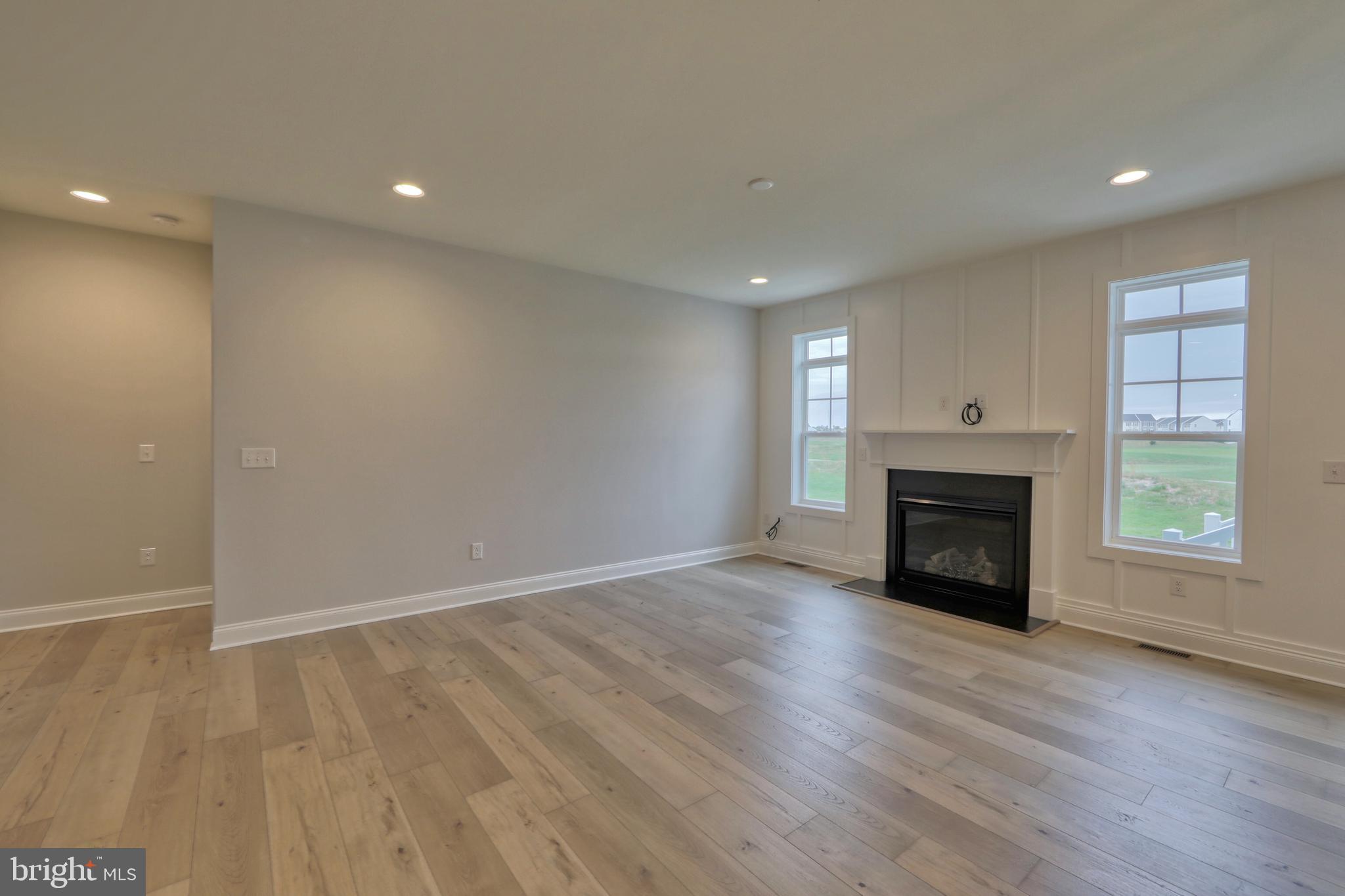 THE VINES OF SANDHILL - Residential