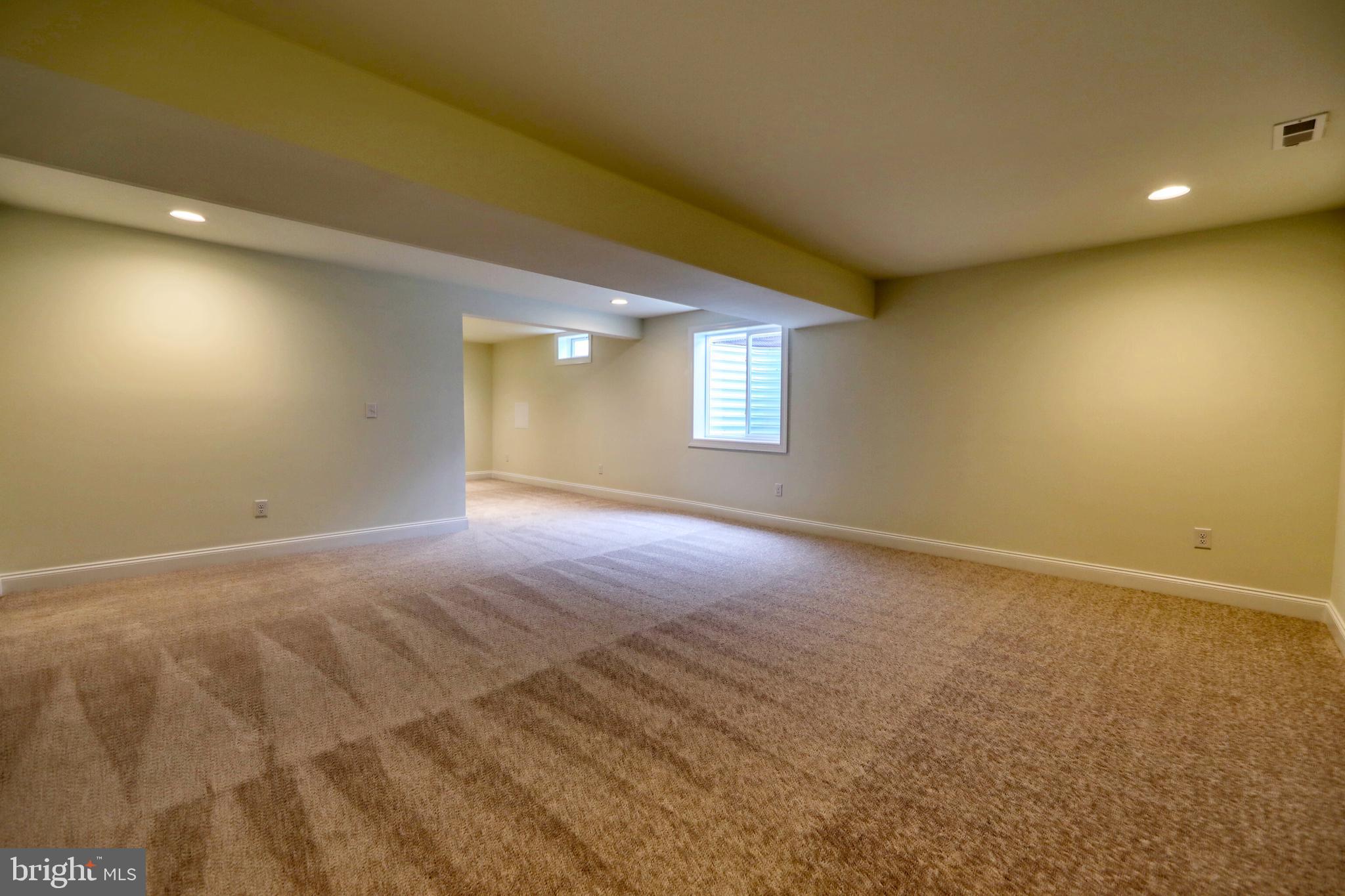 THE VINES OF SANDHILL - Residential